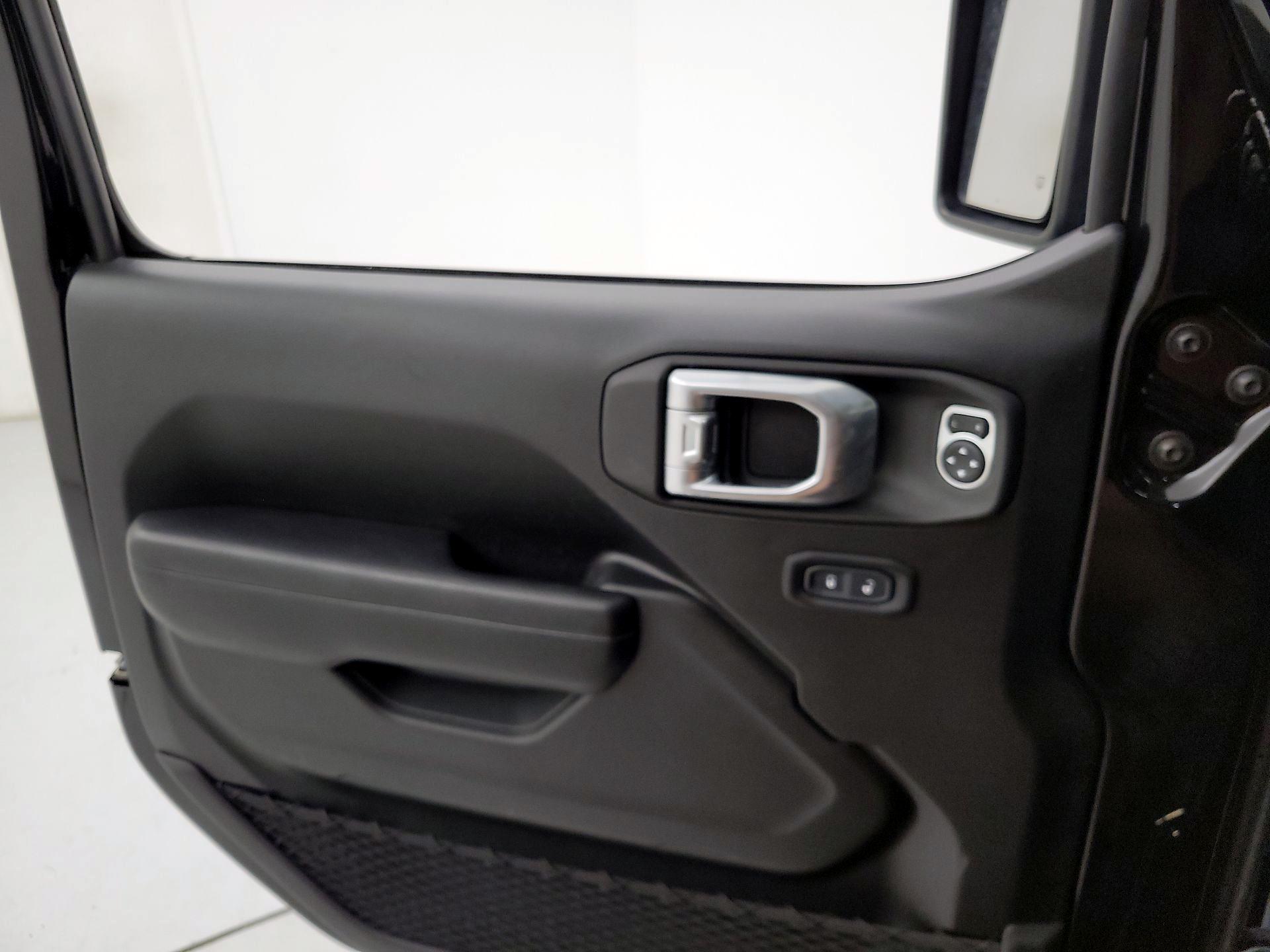 Thumbnail: 2023 Jeep Wrangler - 12