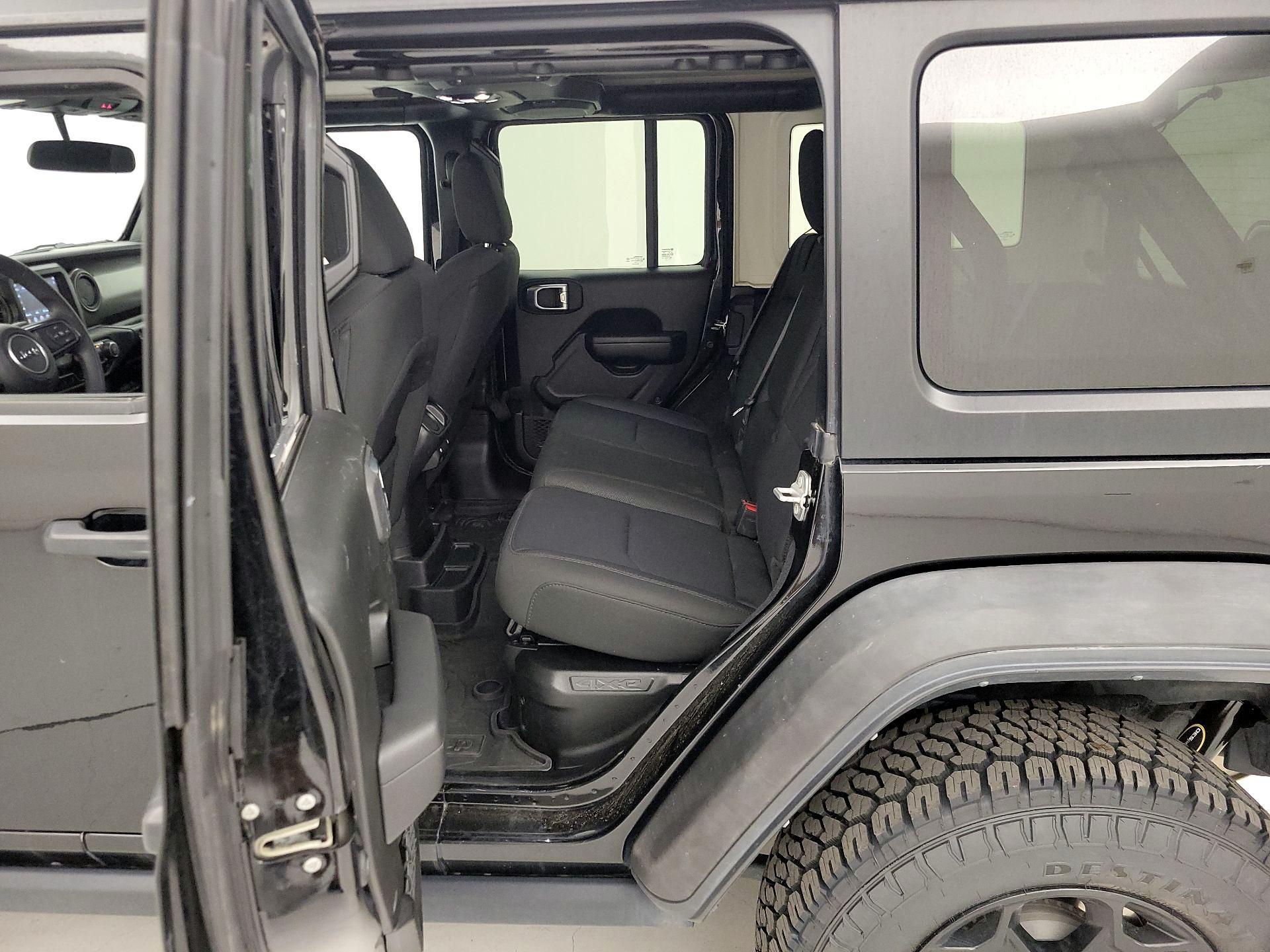 Thumbnail: 2023 Jeep Wrangler - 19
