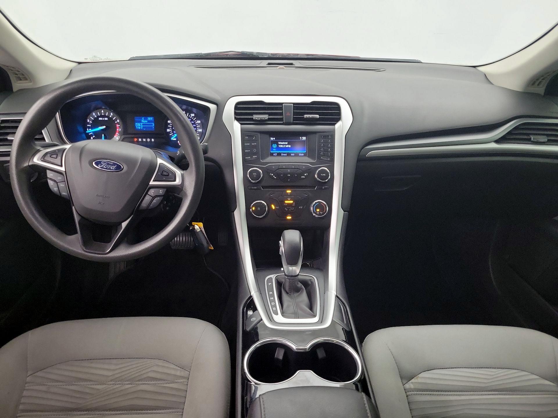 Thumbnail: 2016 Ford Fusion - 9
