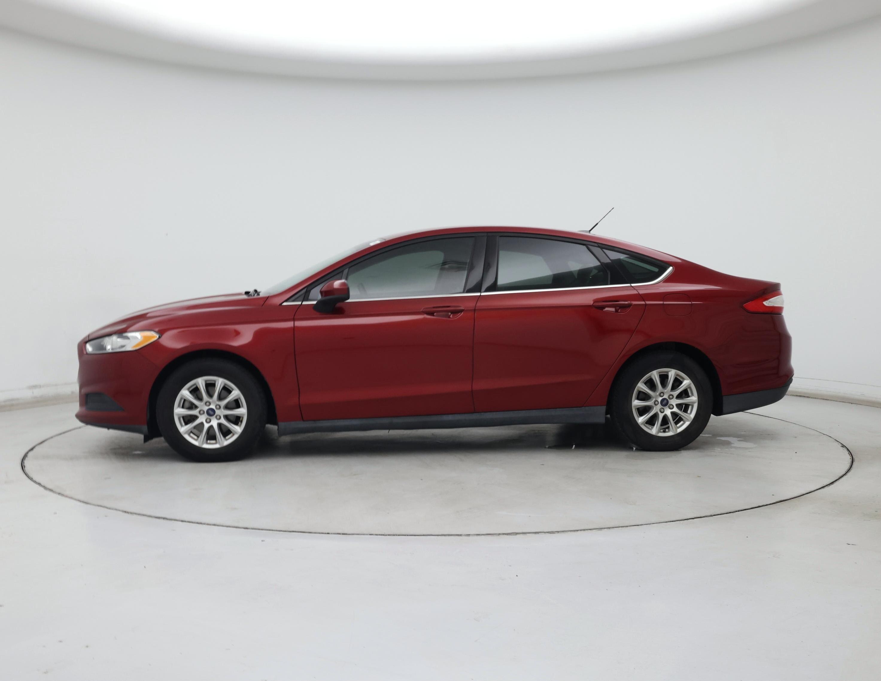 Thumbnail: 2016 Ford Fusion - 3