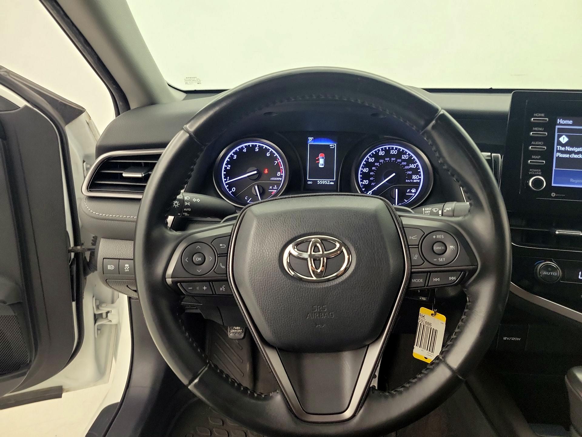 Thumbnail: 2021 Toyota Camry - 10