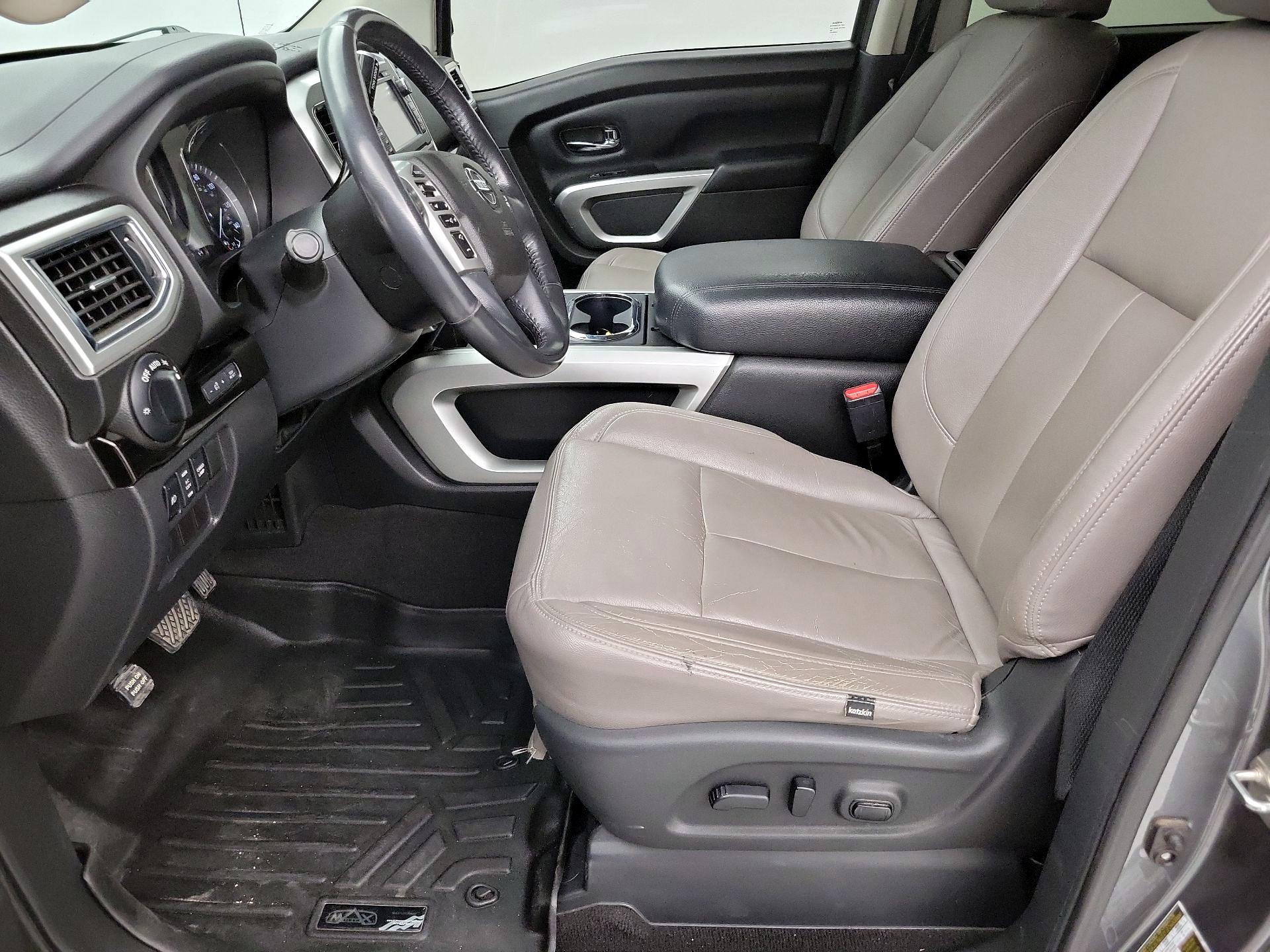 Thumbnail: 2017 Nissan Titan - 11