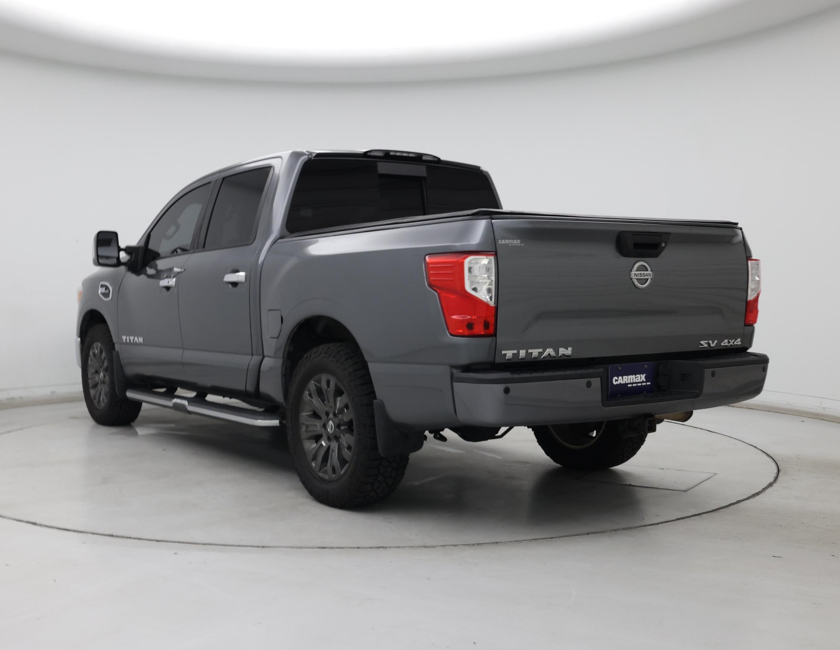 Thumbnail: 2017 Nissan Titan - 2