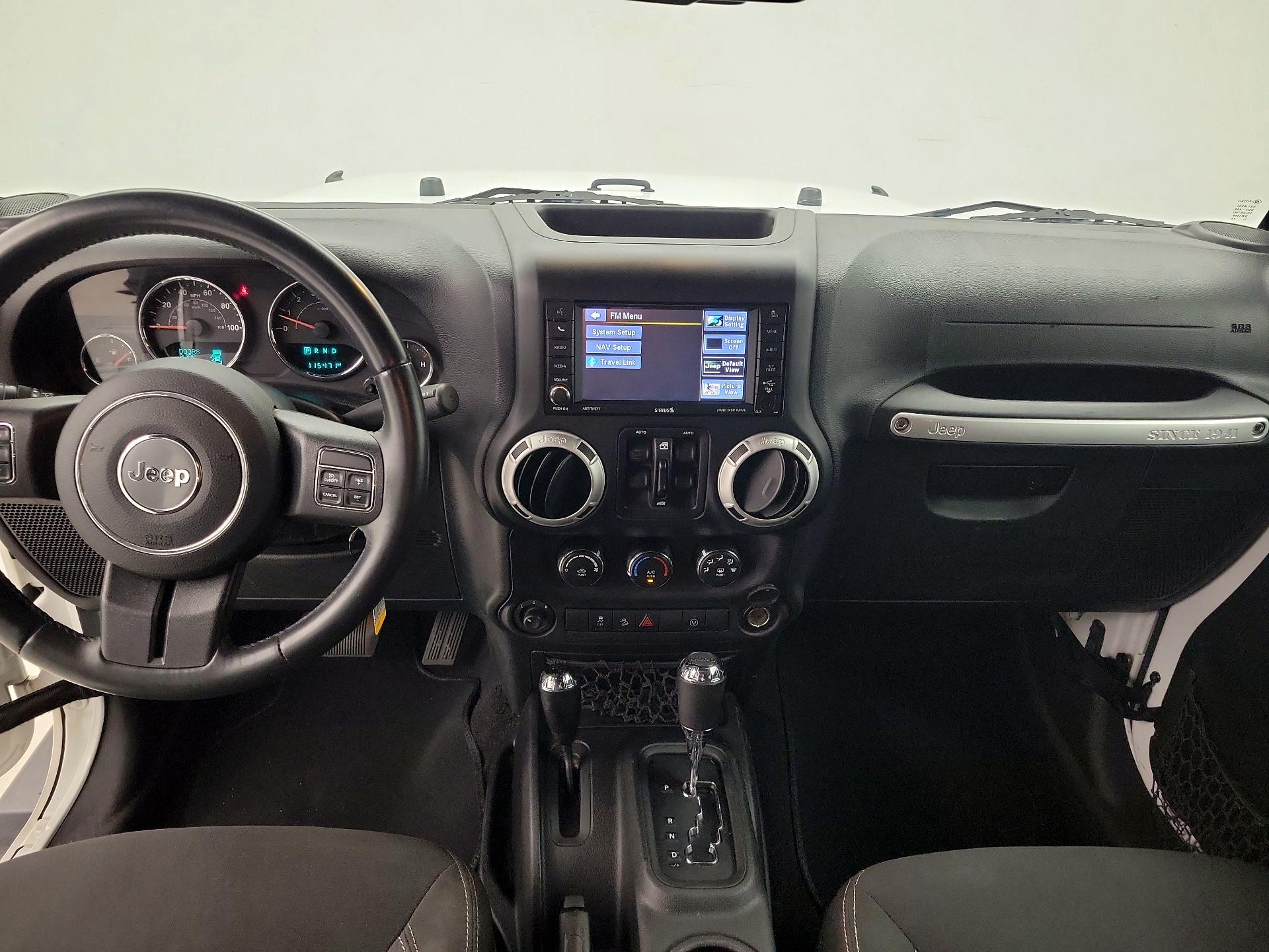 Thumbnail: 2016 Jeep Wrangler - 9