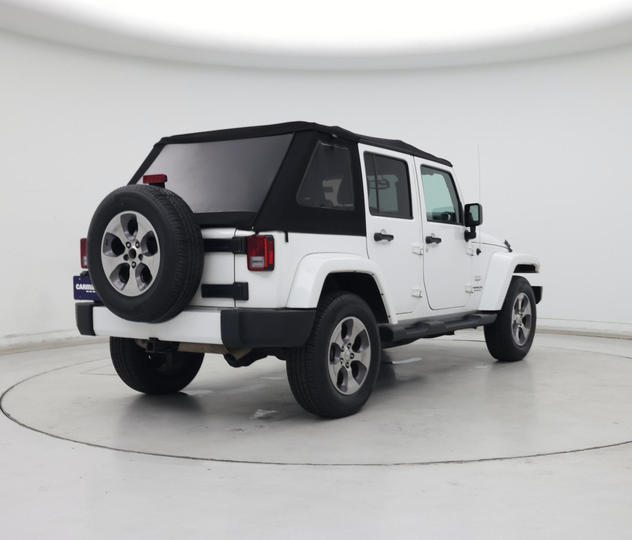 Thumbnail: 2016 Jeep Wrangler - 8