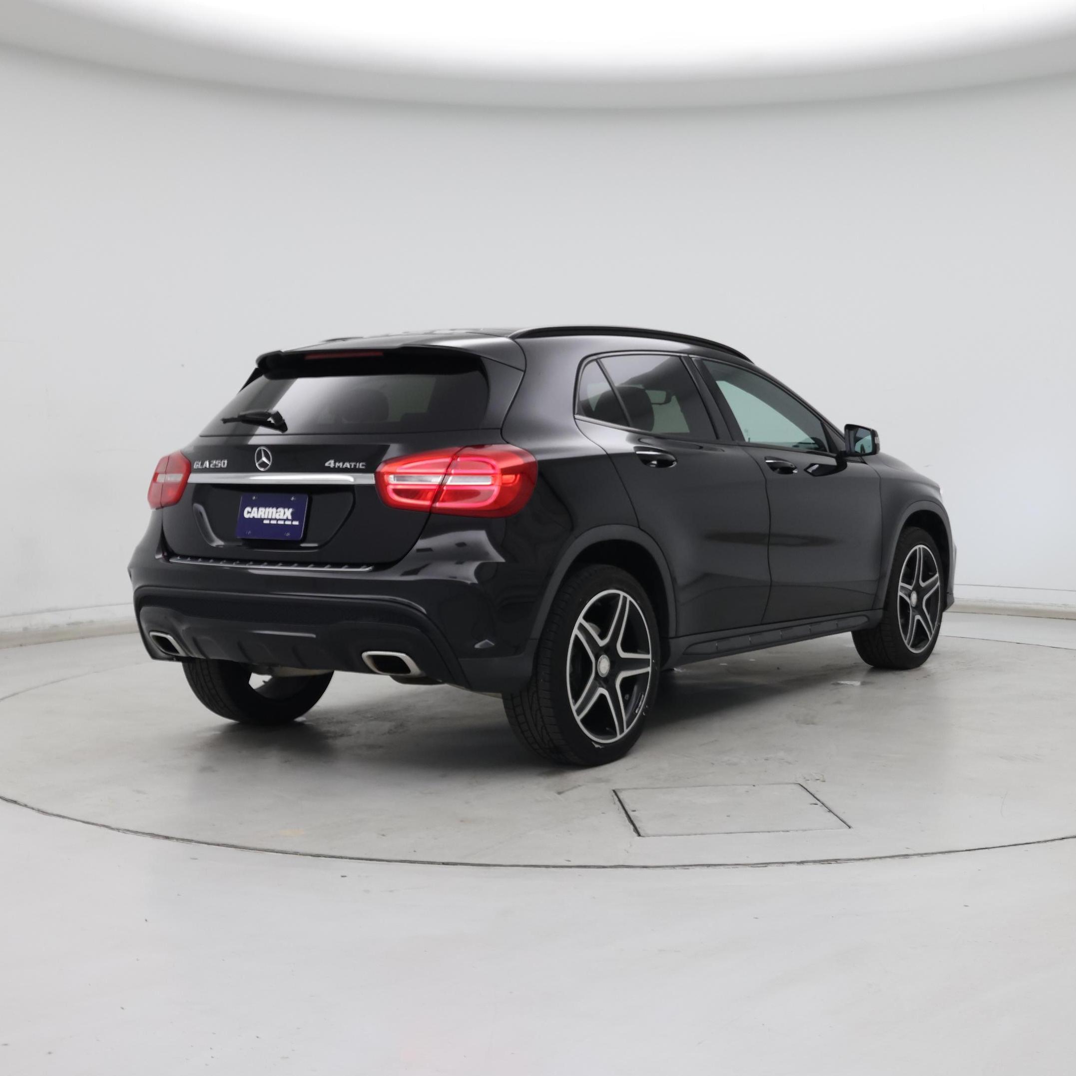 Thumbnail: 2017 Mercedes-Benz GLA - 8