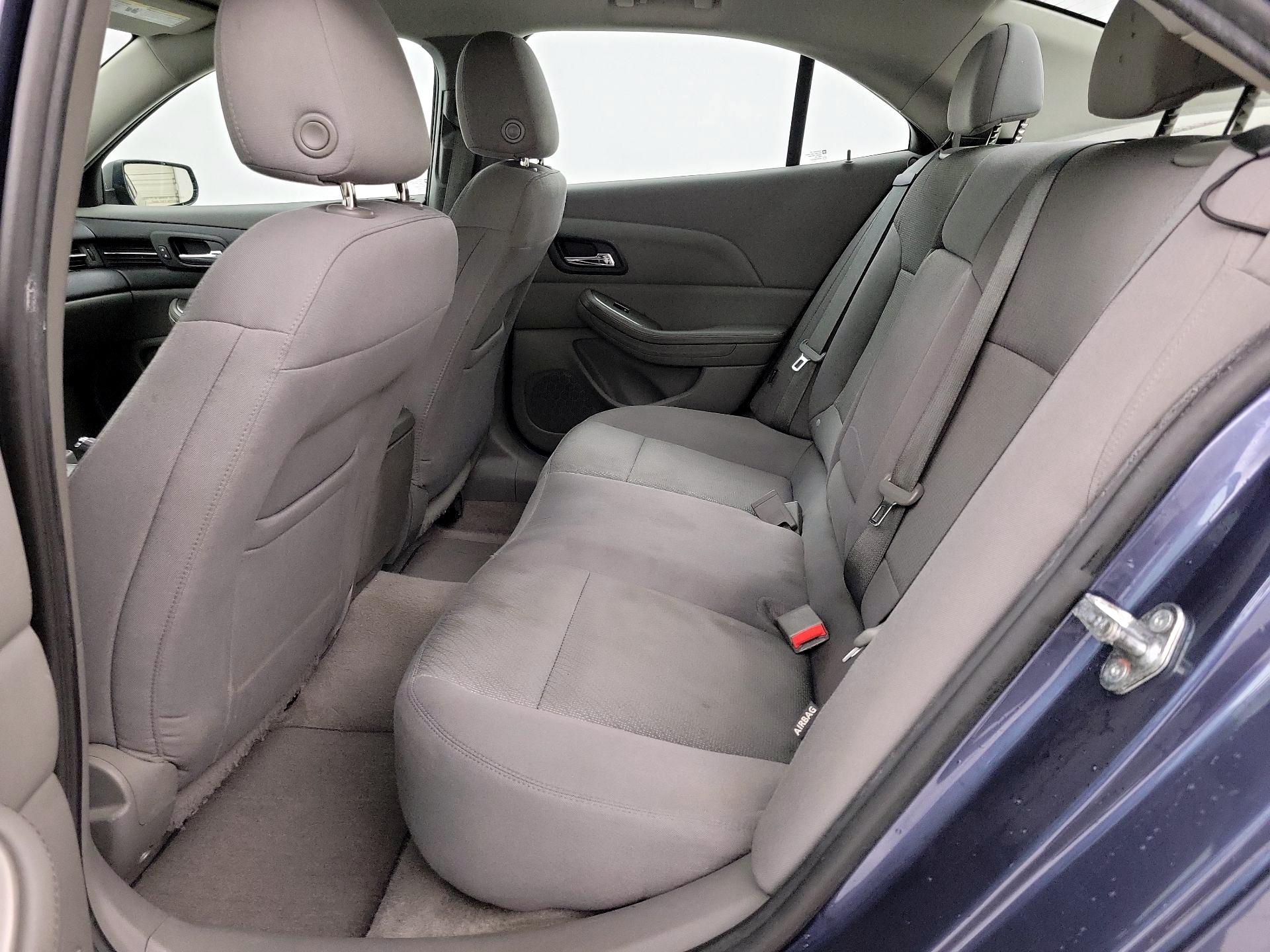 Thumbnail: 2014 Chevrolet Malibu - 17