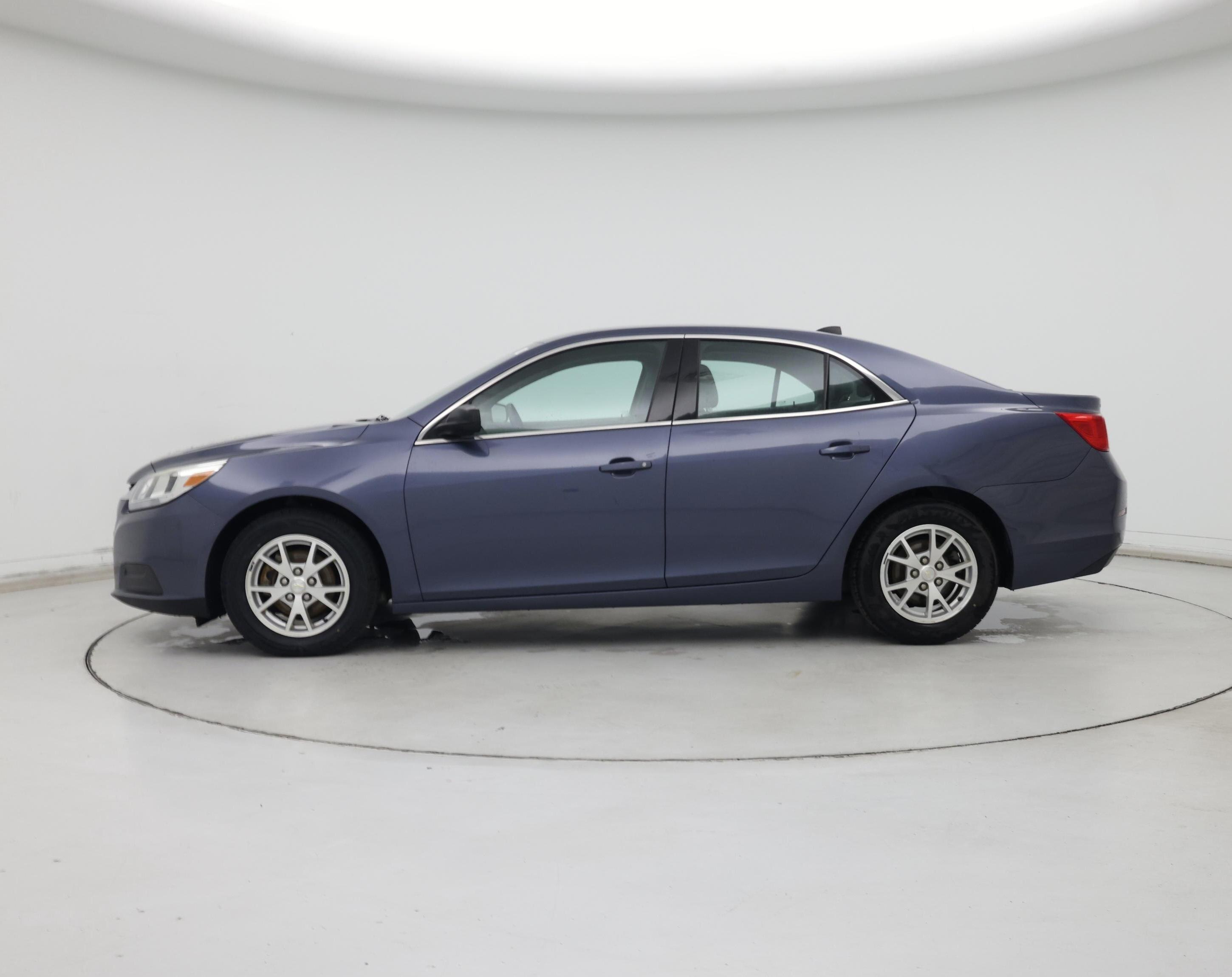 Thumbnail: 2014 Chevrolet Malibu - 3