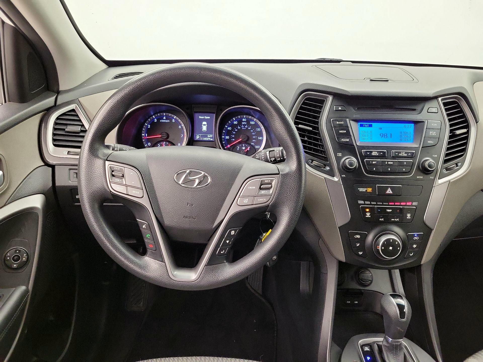 Thumbnail: 2013 Hyundai Santa Fe - 10
