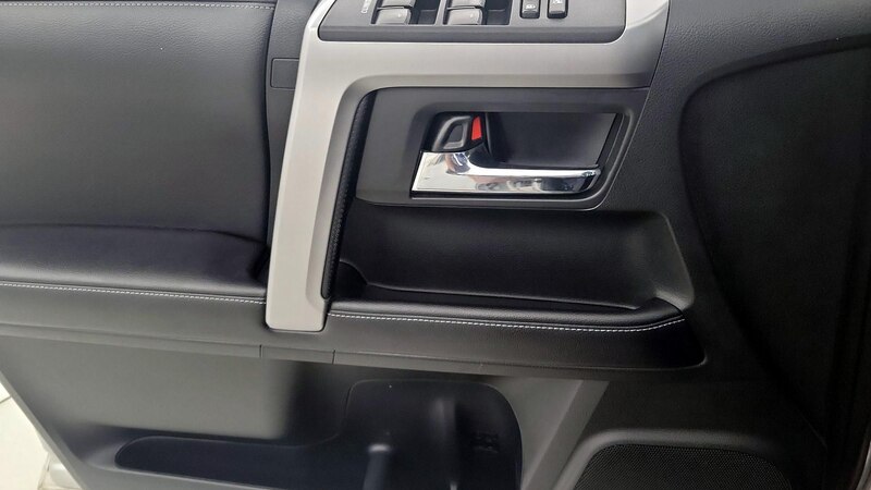 2018 Toyota 4Runner SR5 12