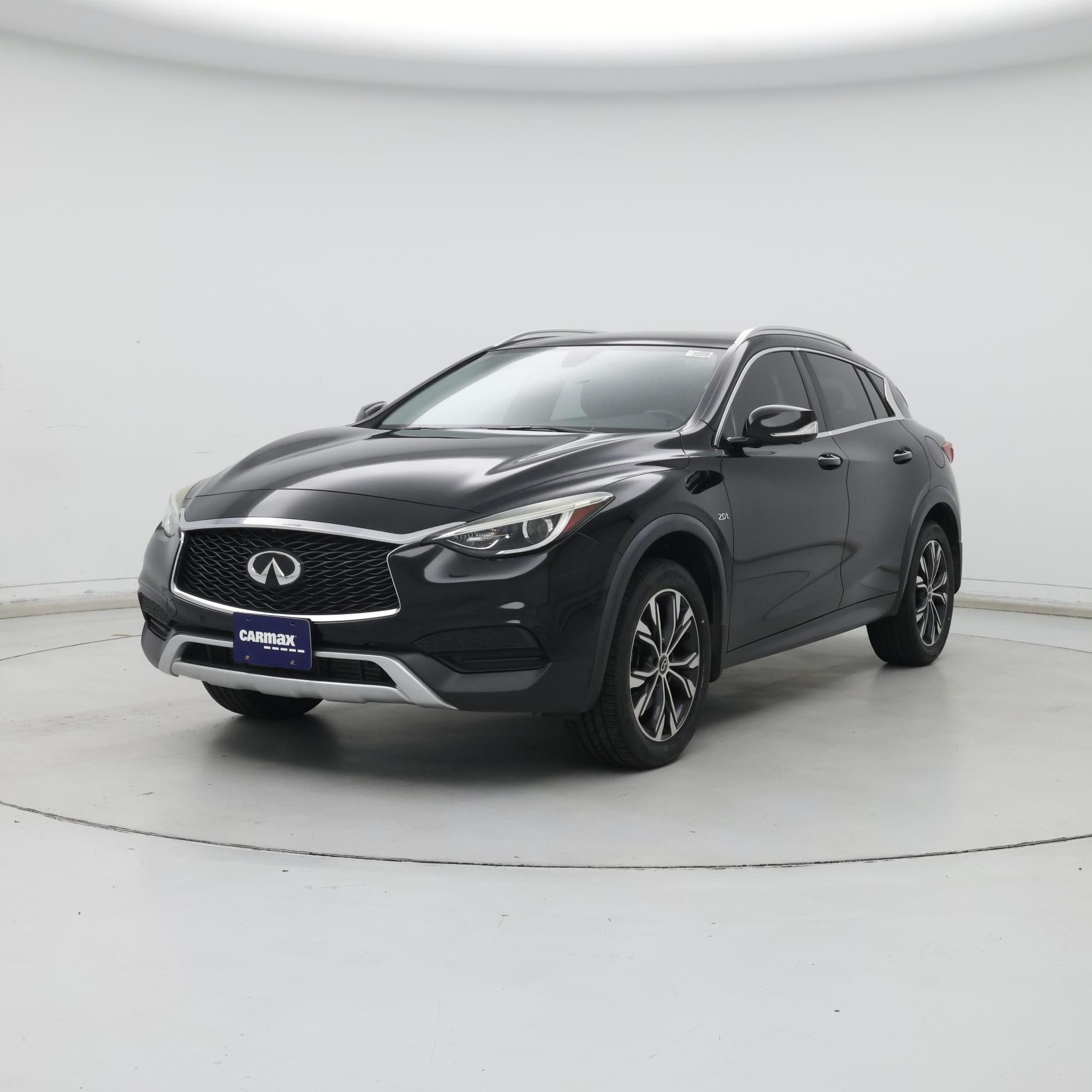 Thumbnail: 2019 INFINITI QX30 - 4