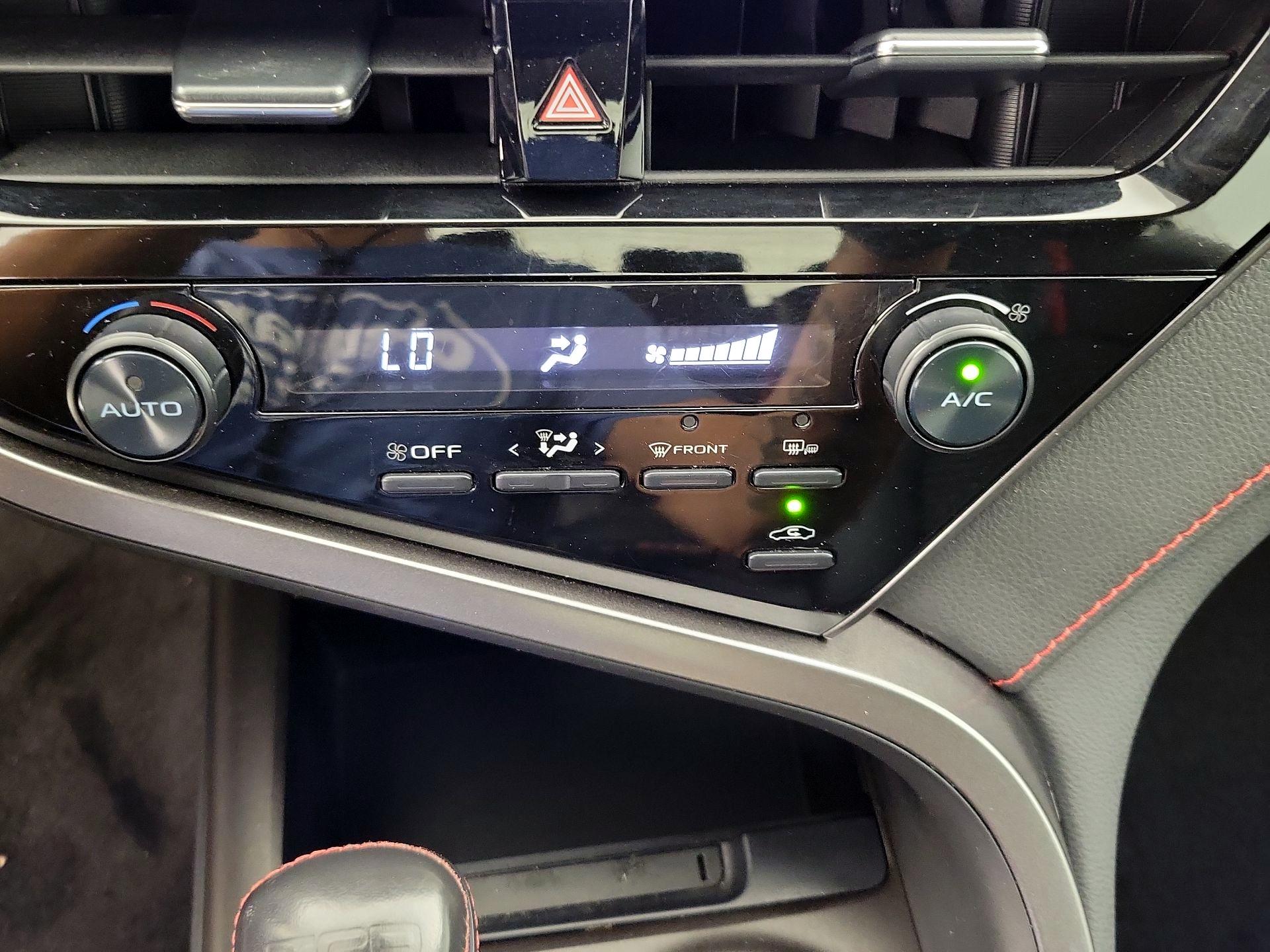 Thumbnail: 2022 Toyota Camry - 16