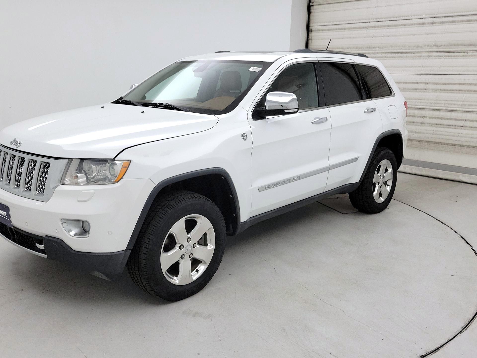 Thumbnail: 2013 Jeep Grand Cherokee - 3