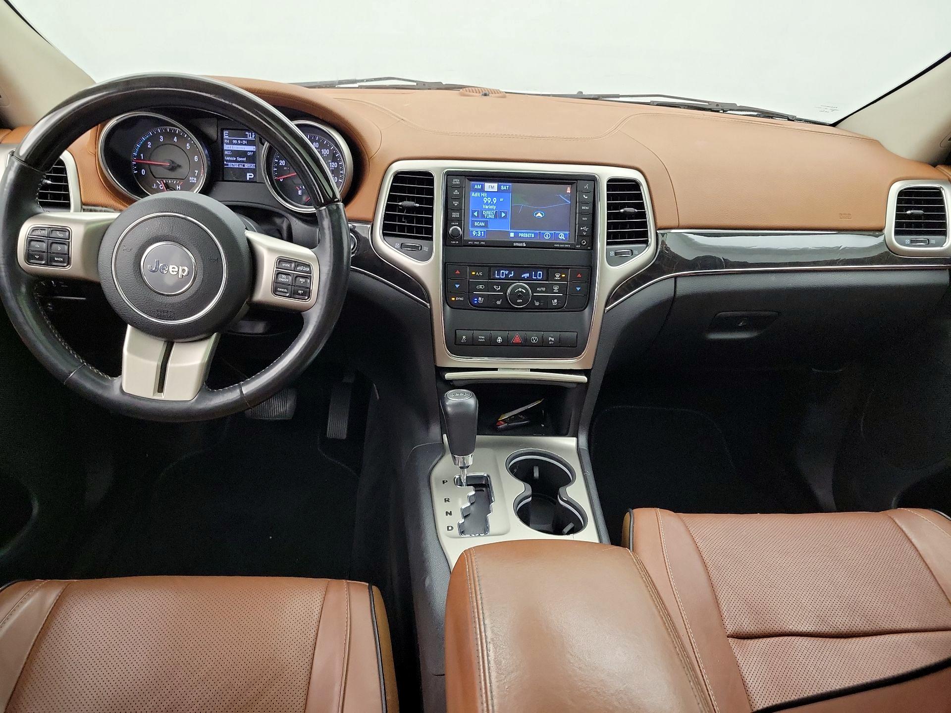 Thumbnail: 2013 Jeep Grand Cherokee - 8