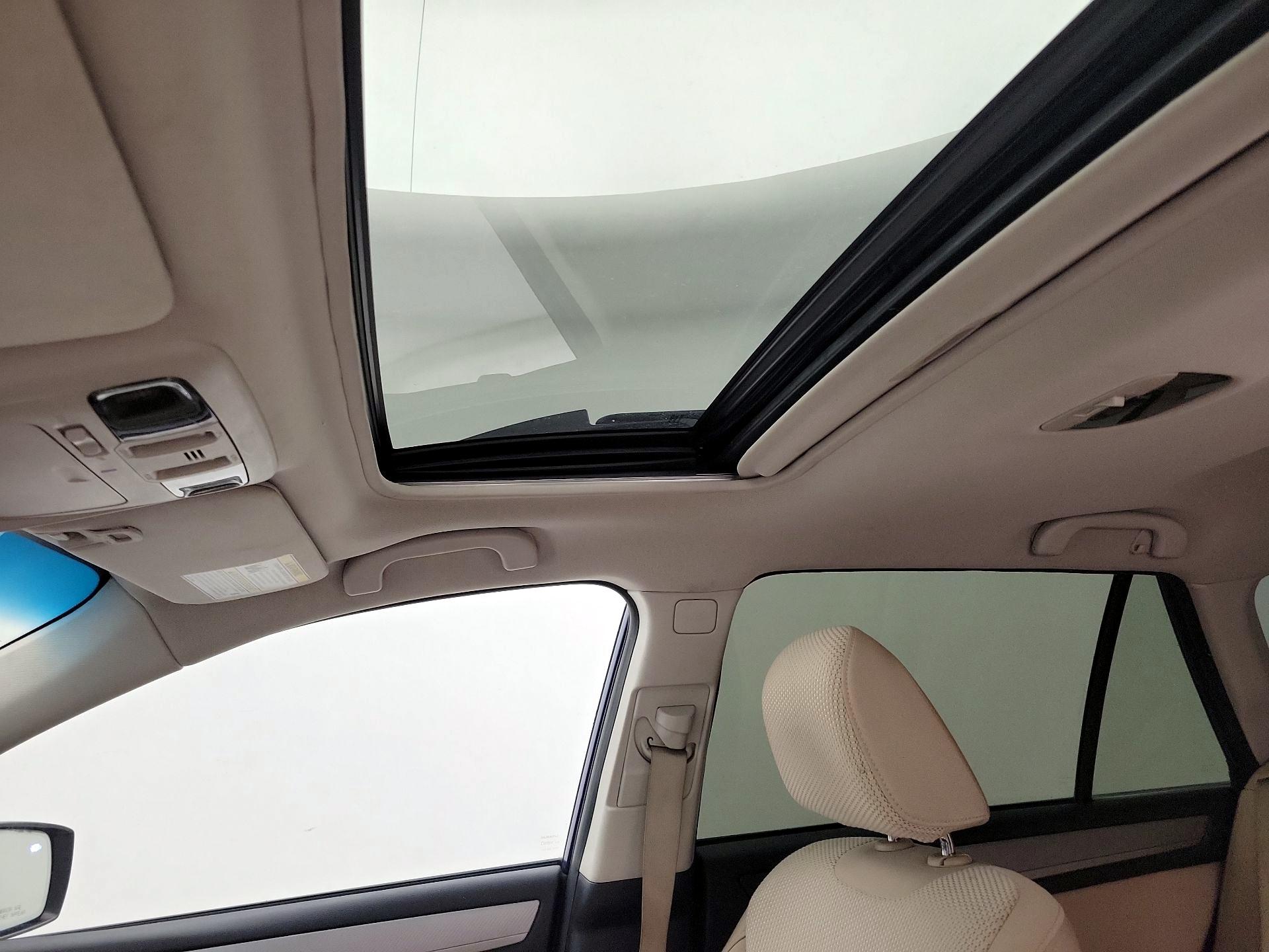 Thumbnail: 2015 Subaru Outback - 19
