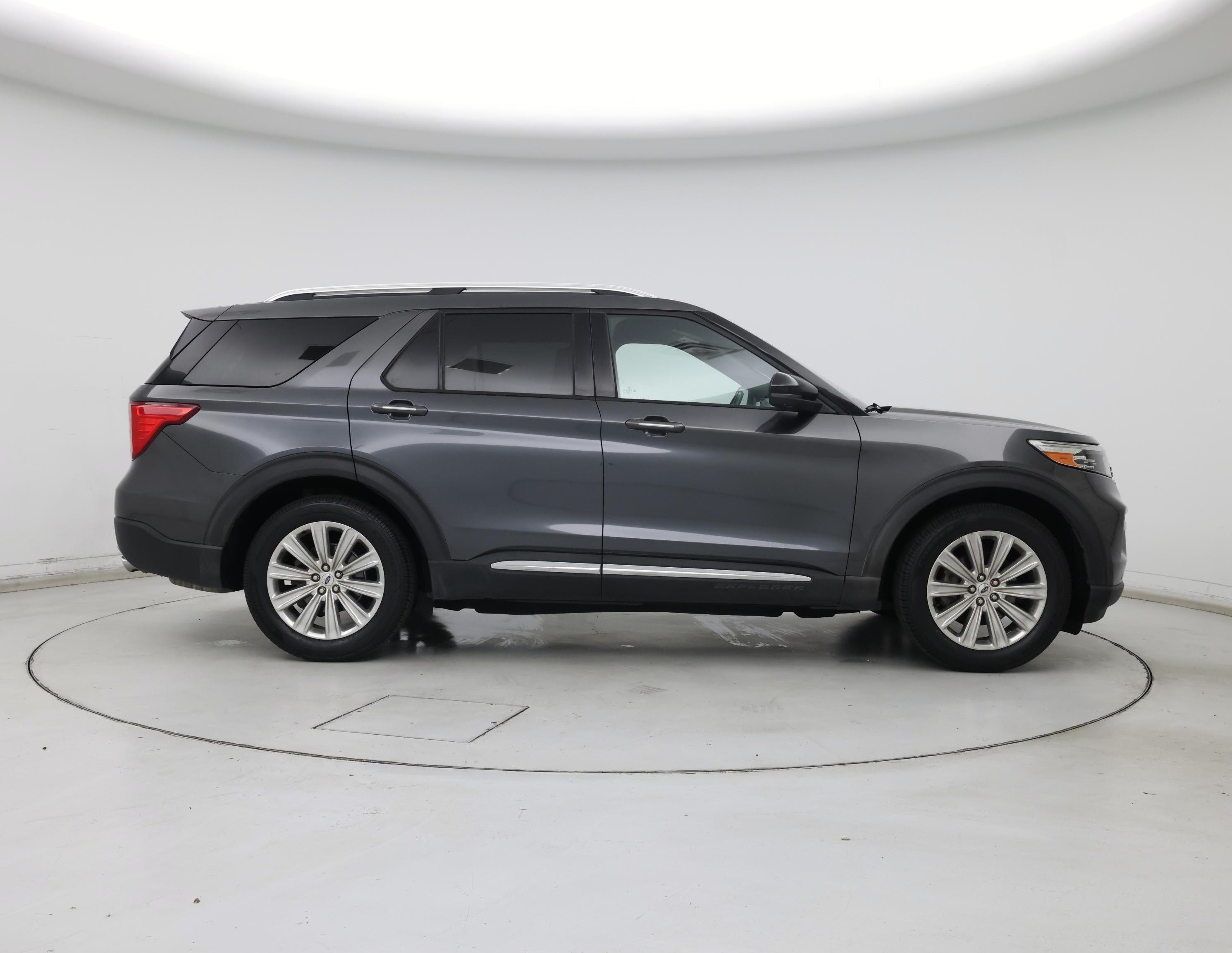 Thumbnail: 2020 Ford Explorer - 7