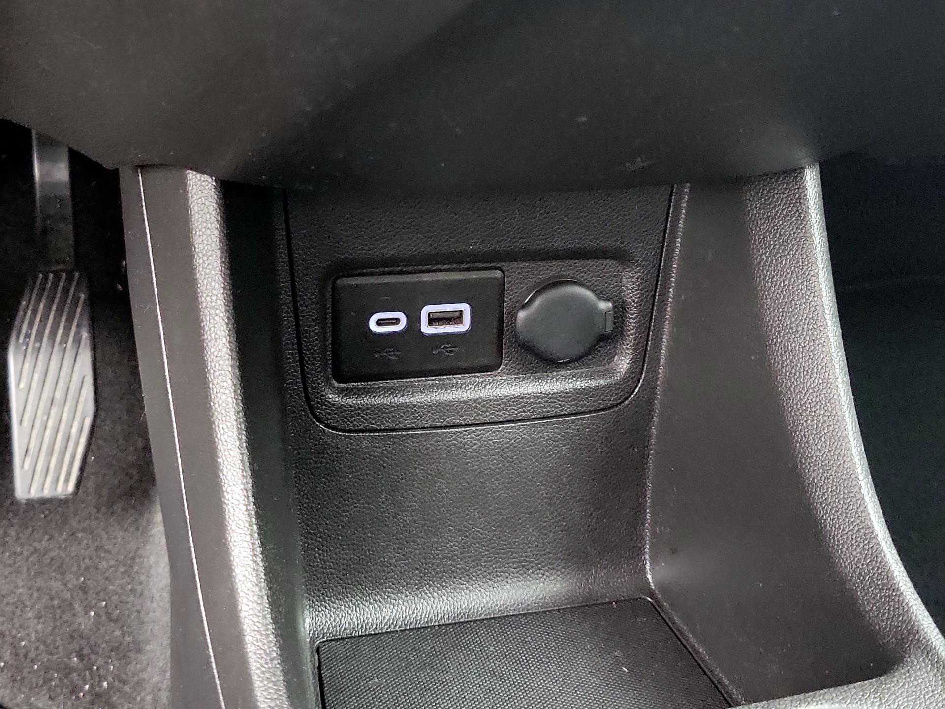 Thumbnail: 2020 Chevrolet Spark - 18