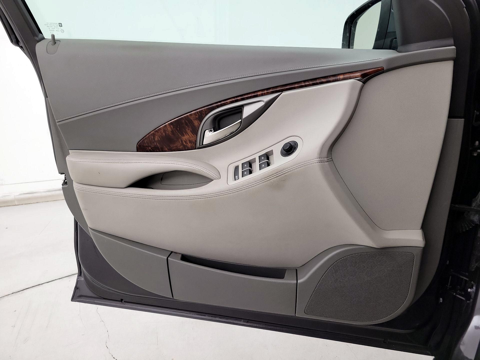 Thumbnail: 2013 Buick LaCrosse - 12