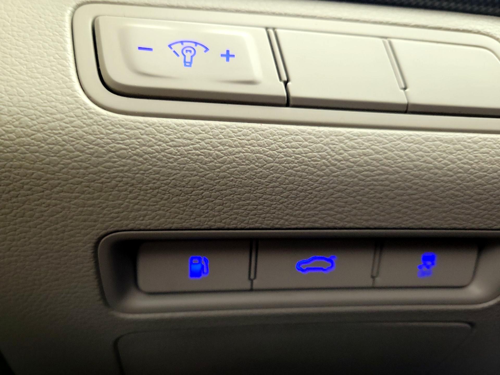 Thumbnail: 2015 Hyundai Sonata - 13