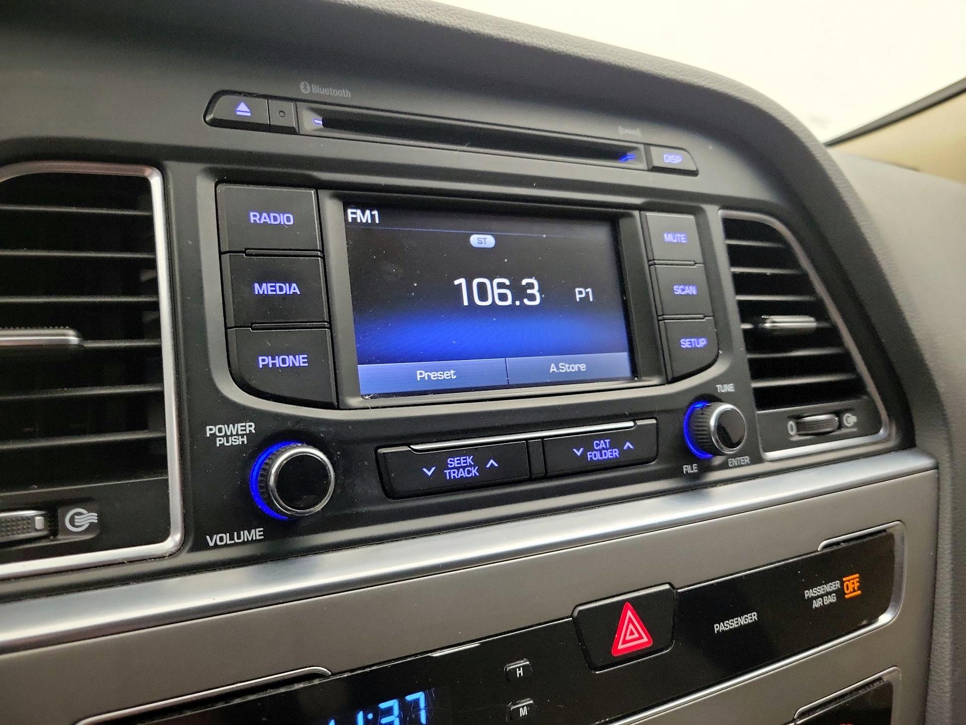 Thumbnail: 2015 Hyundai Sonata - 15