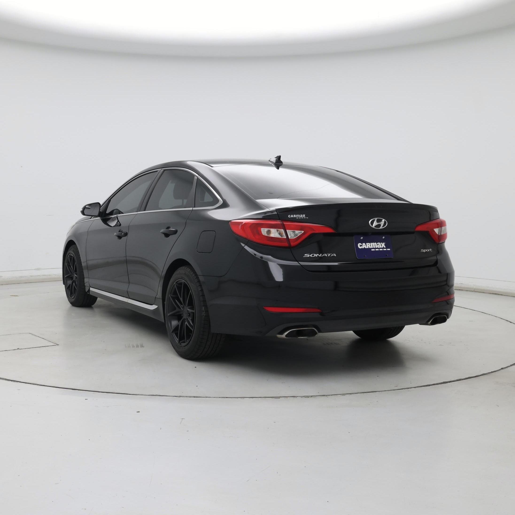 Thumbnail: 2015 Hyundai Sonata - 2