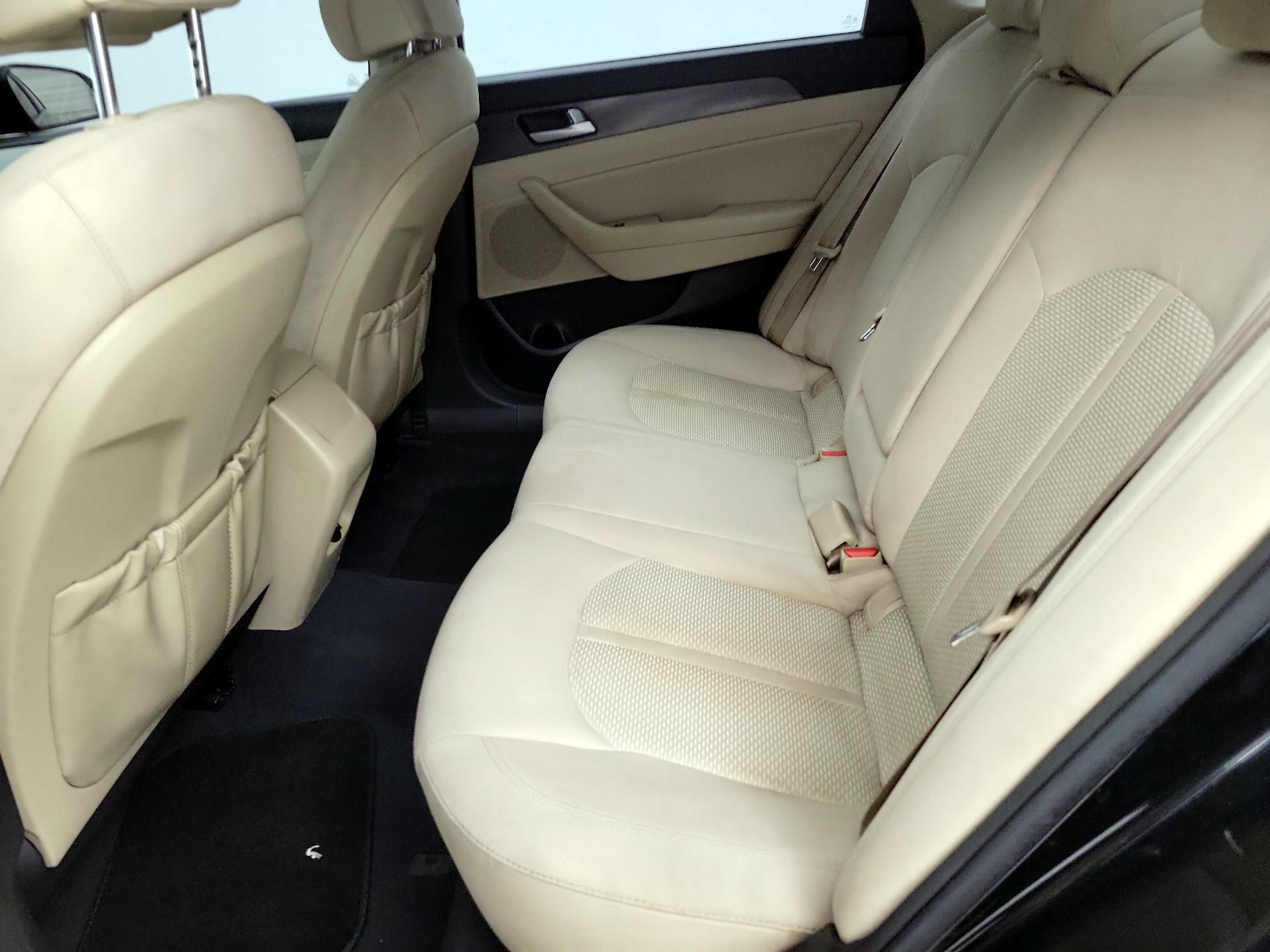 Thumbnail: 2015 Hyundai Sonata - 19