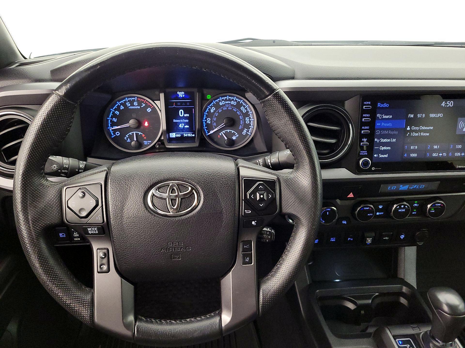 Thumbnail: 2021 Toyota Tacoma - 10