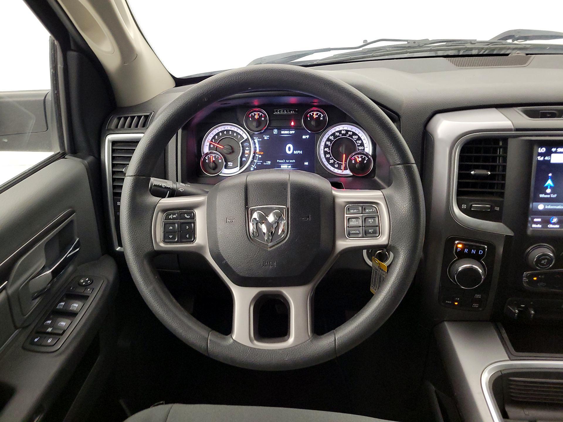 Thumbnail: 2023 RAM 1500 Classic - 10
