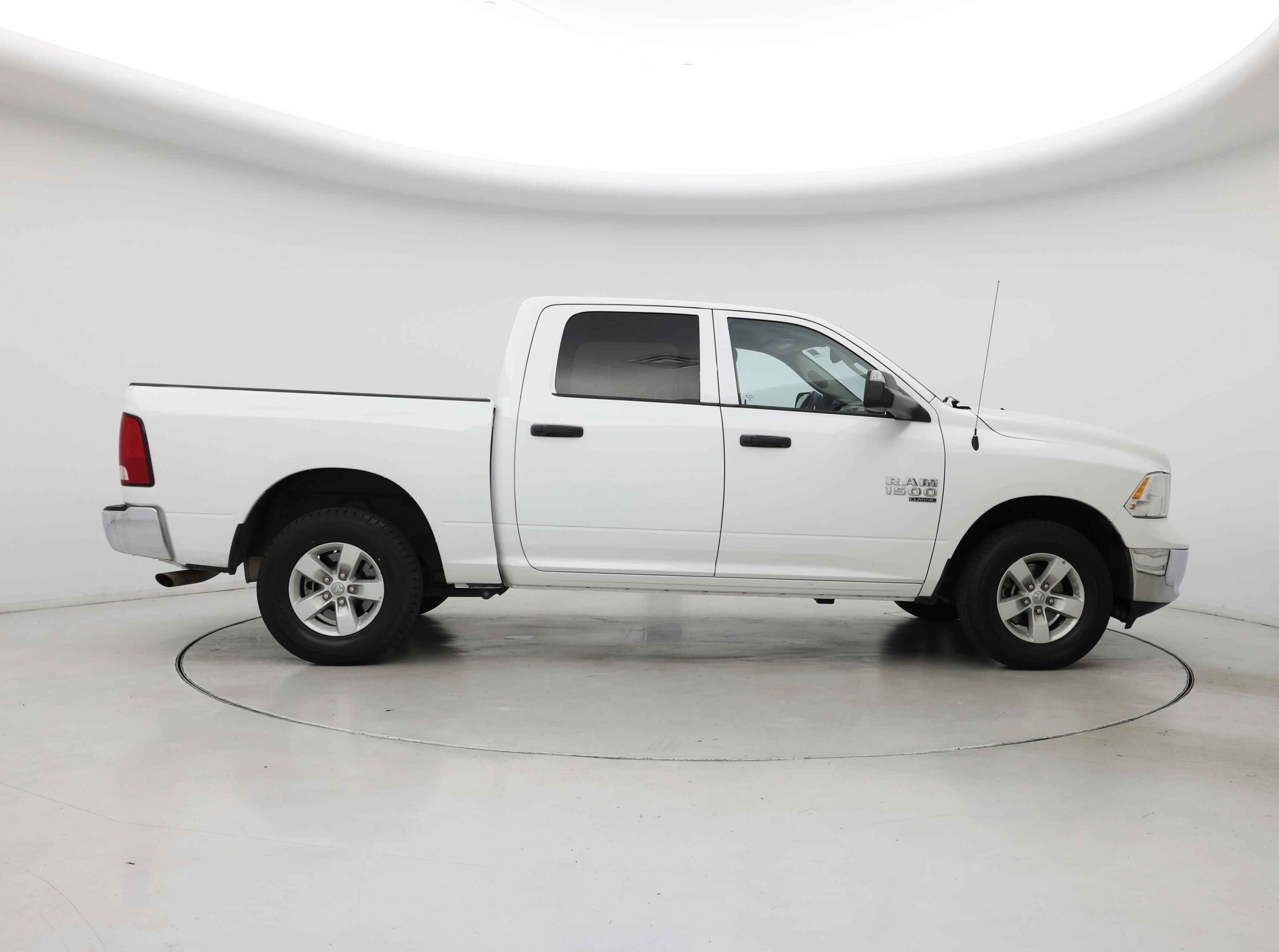 Thumbnail: 2023 RAM 1500 Classic - 7