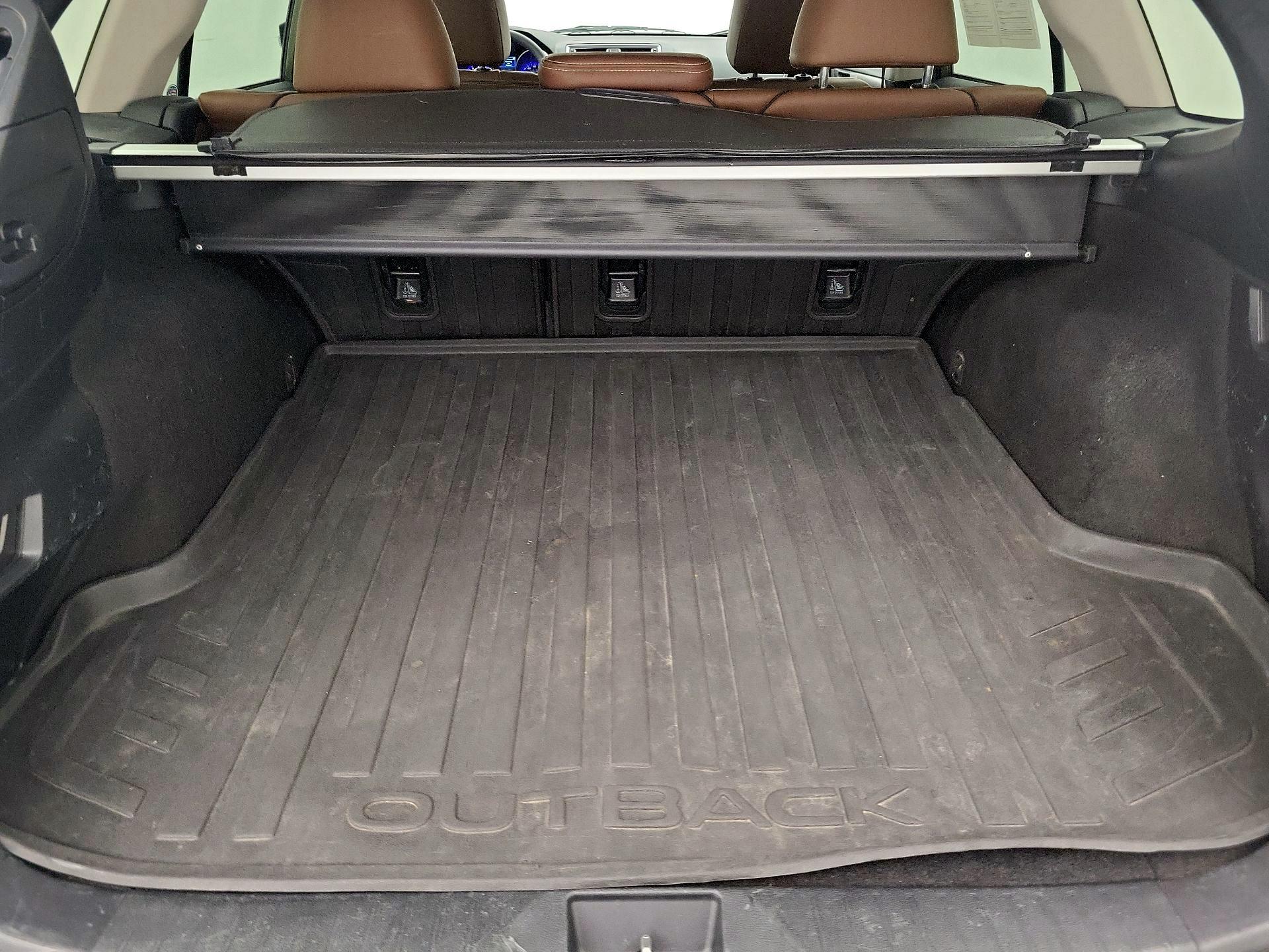 Thumbnail: 2017 Subaru Outback - 20