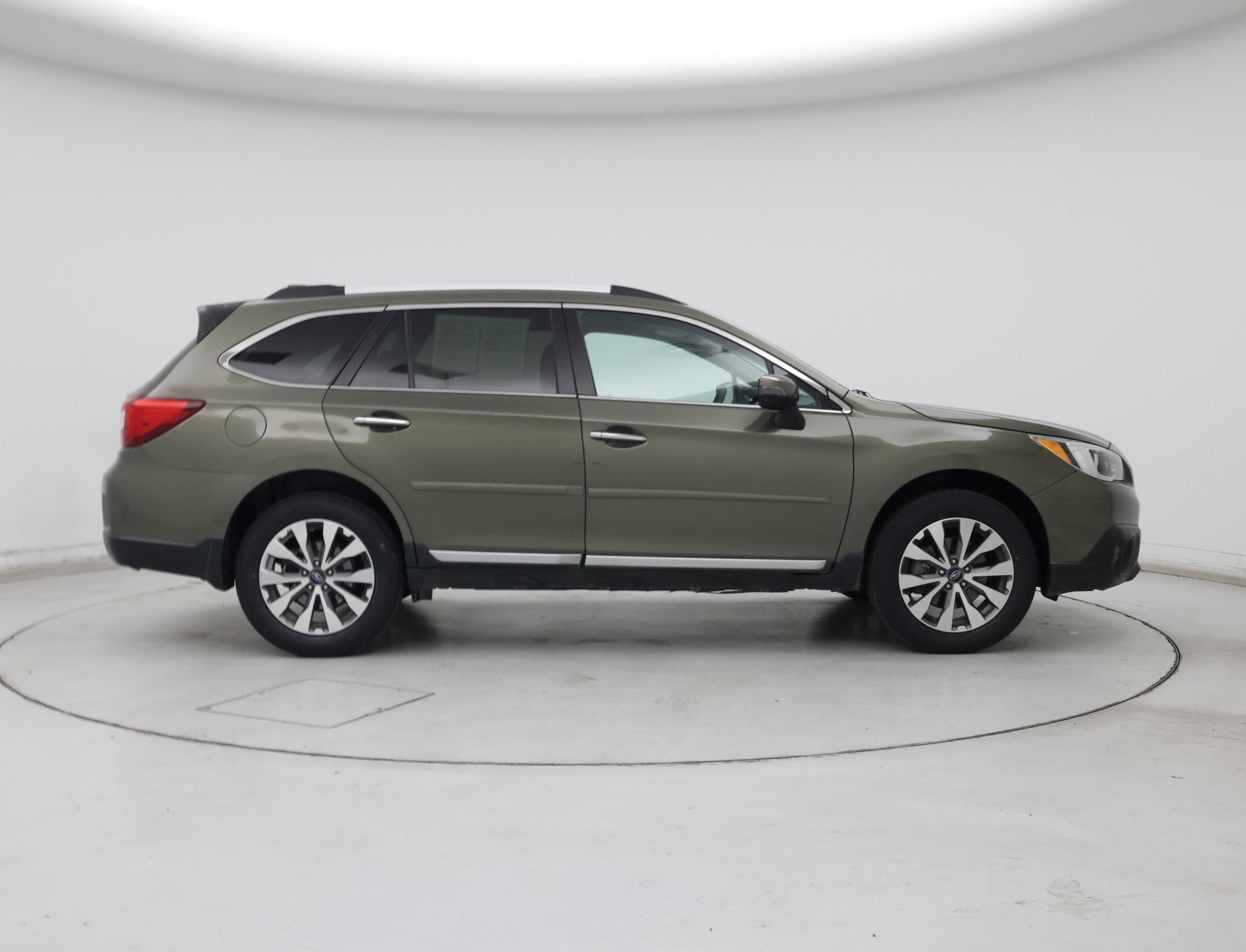 Thumbnail: 2017 Subaru Outback - 7