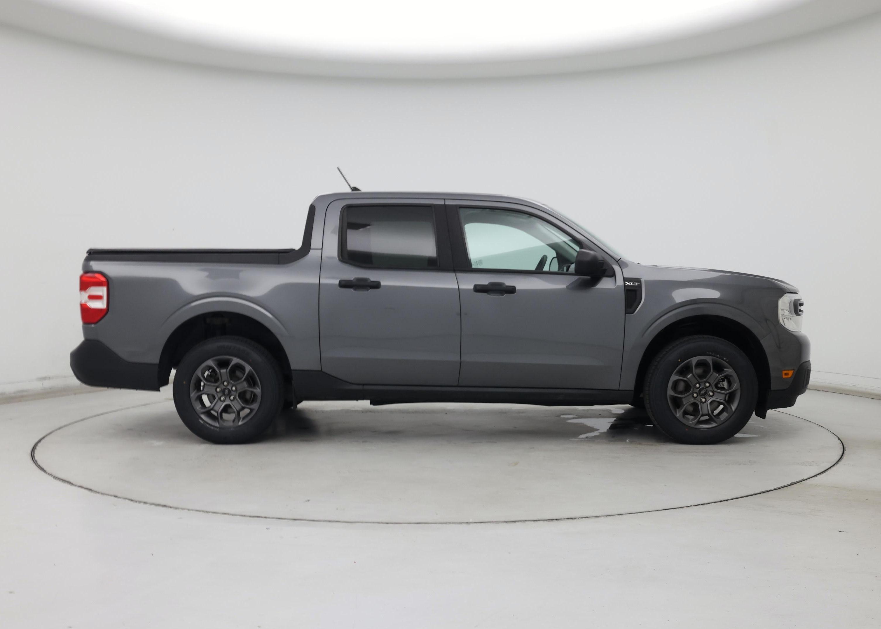 Thumbnail: 2022 Ford Maverick - 7