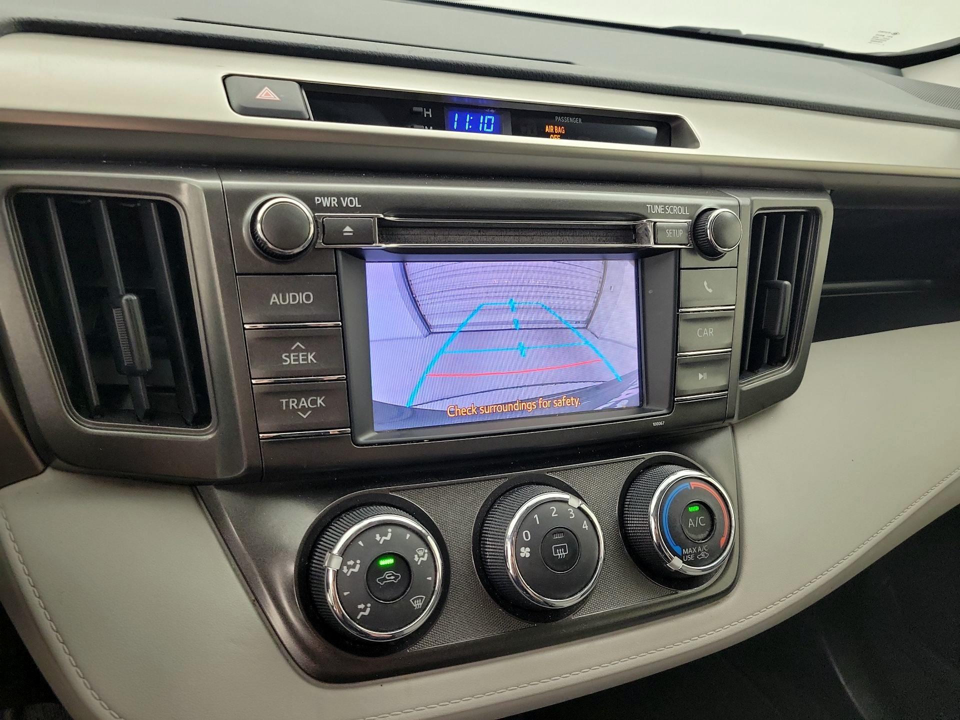 Thumbnail: 2013 Toyota RAV4 - 14