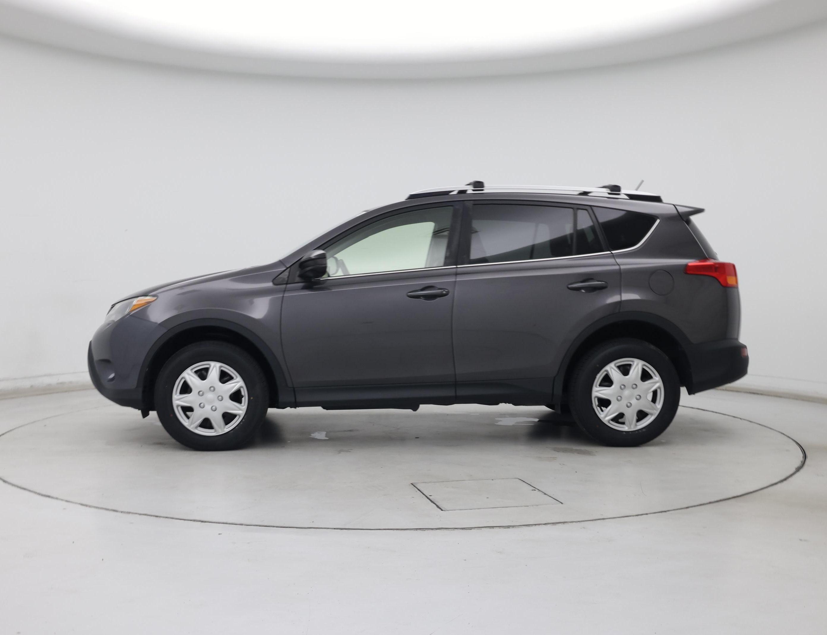 Thumbnail: 2013 Toyota RAV4 - 3