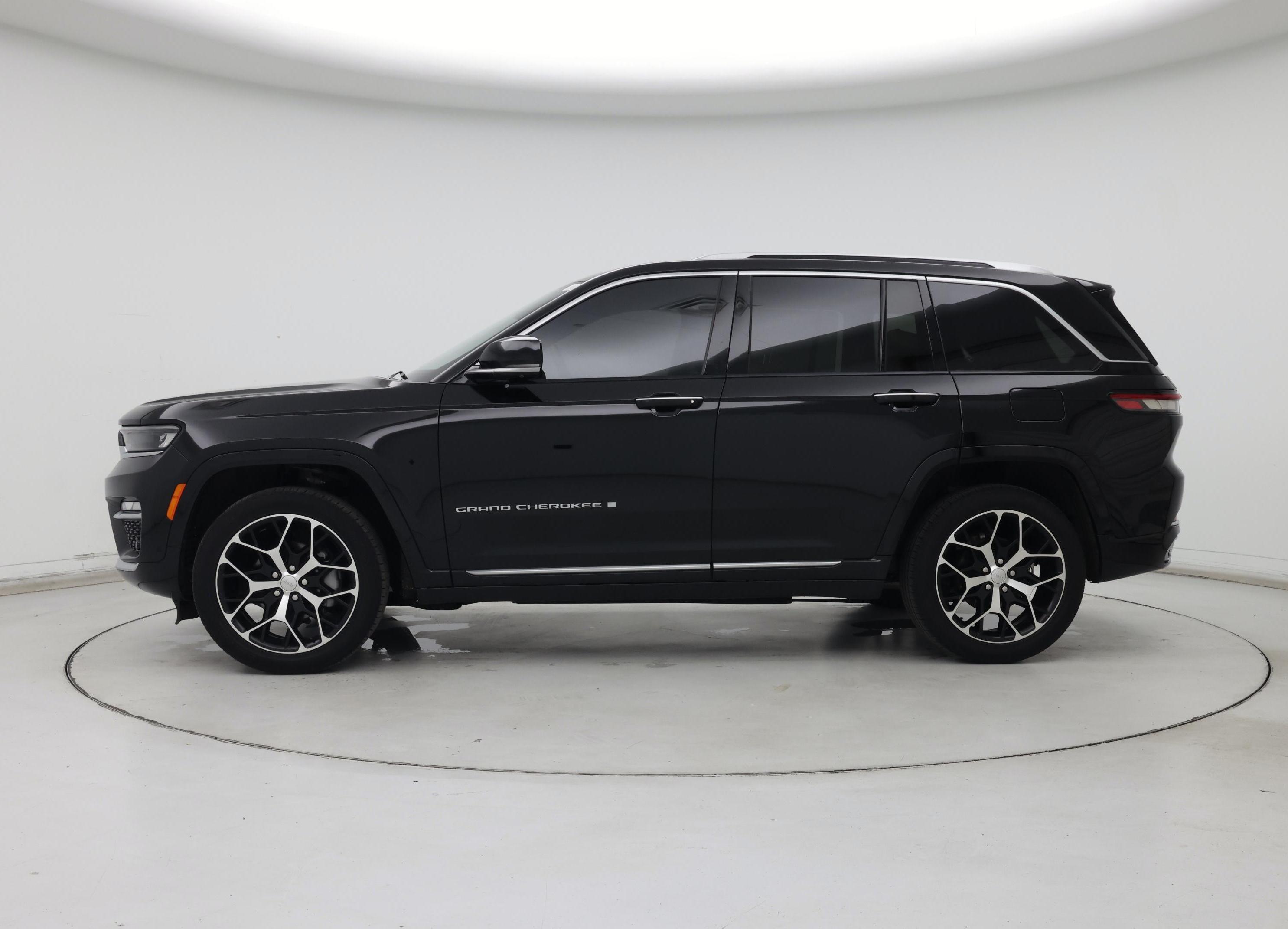 Thumbnail: 2022 Jeep Grand Cherokee - 3