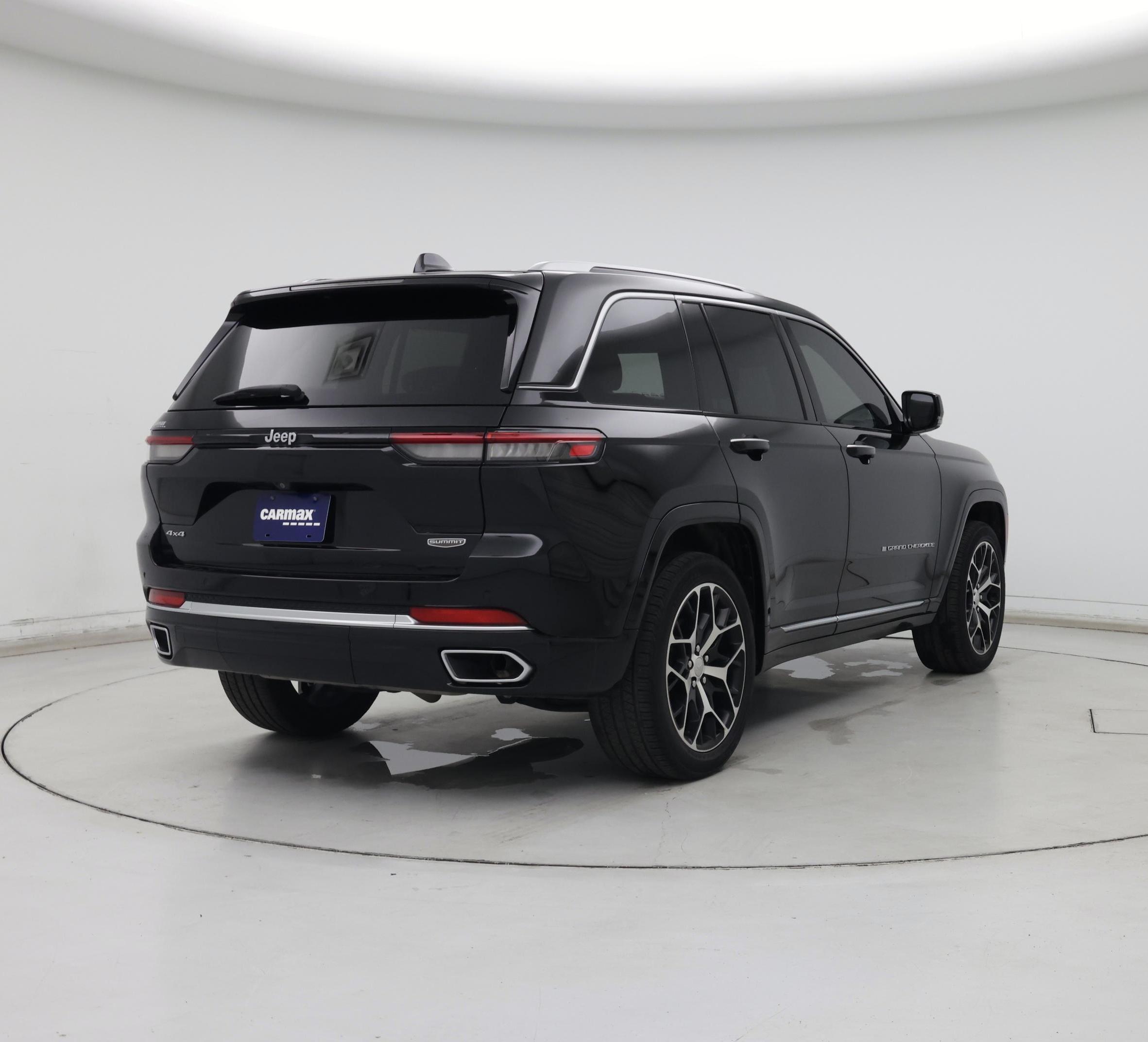 Thumbnail: 2022 Jeep Grand Cherokee - 8