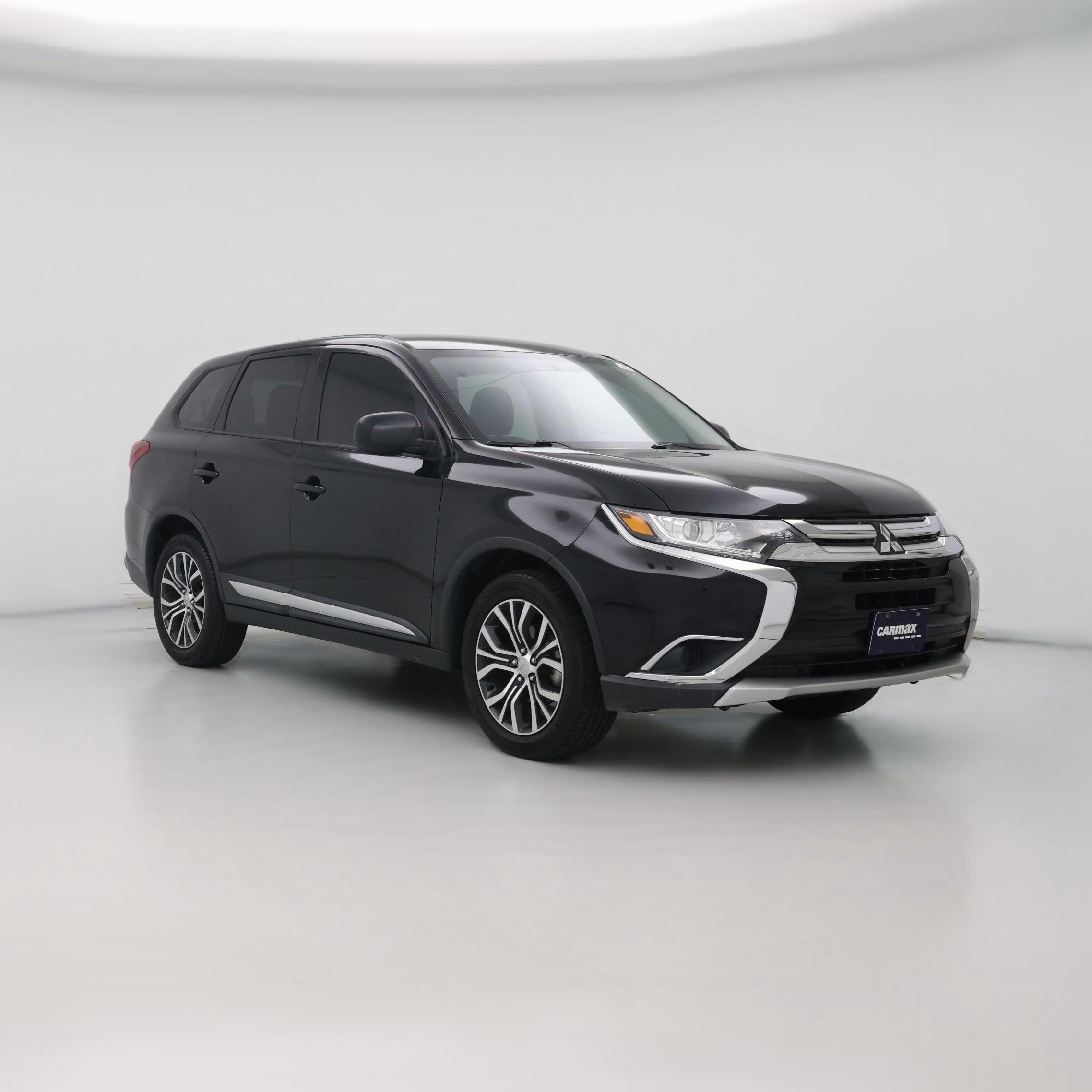 Thumbnail: 2018 Mitsubishi Outlander - 1