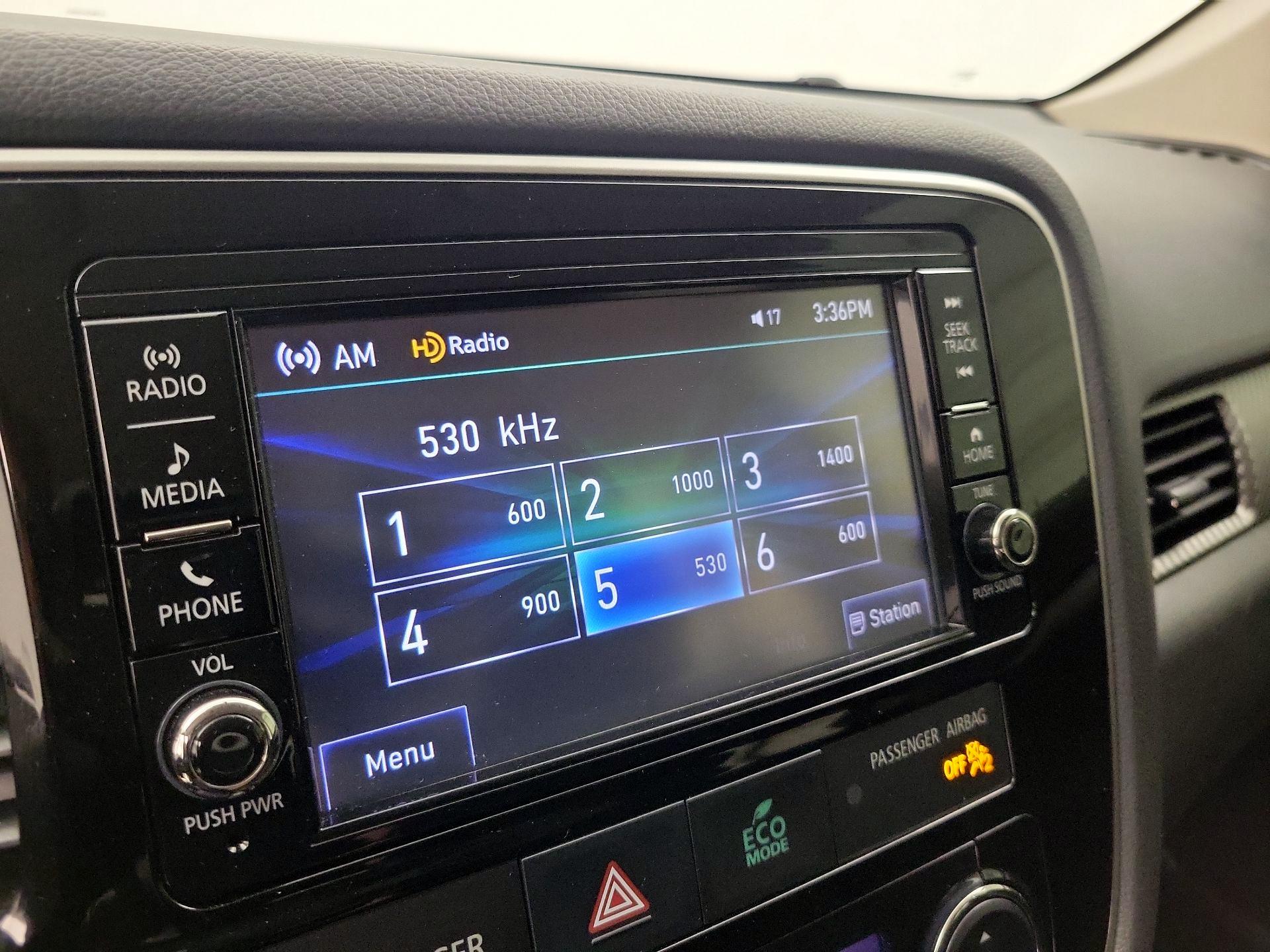 Thumbnail: 2018 Mitsubishi Outlander - 15