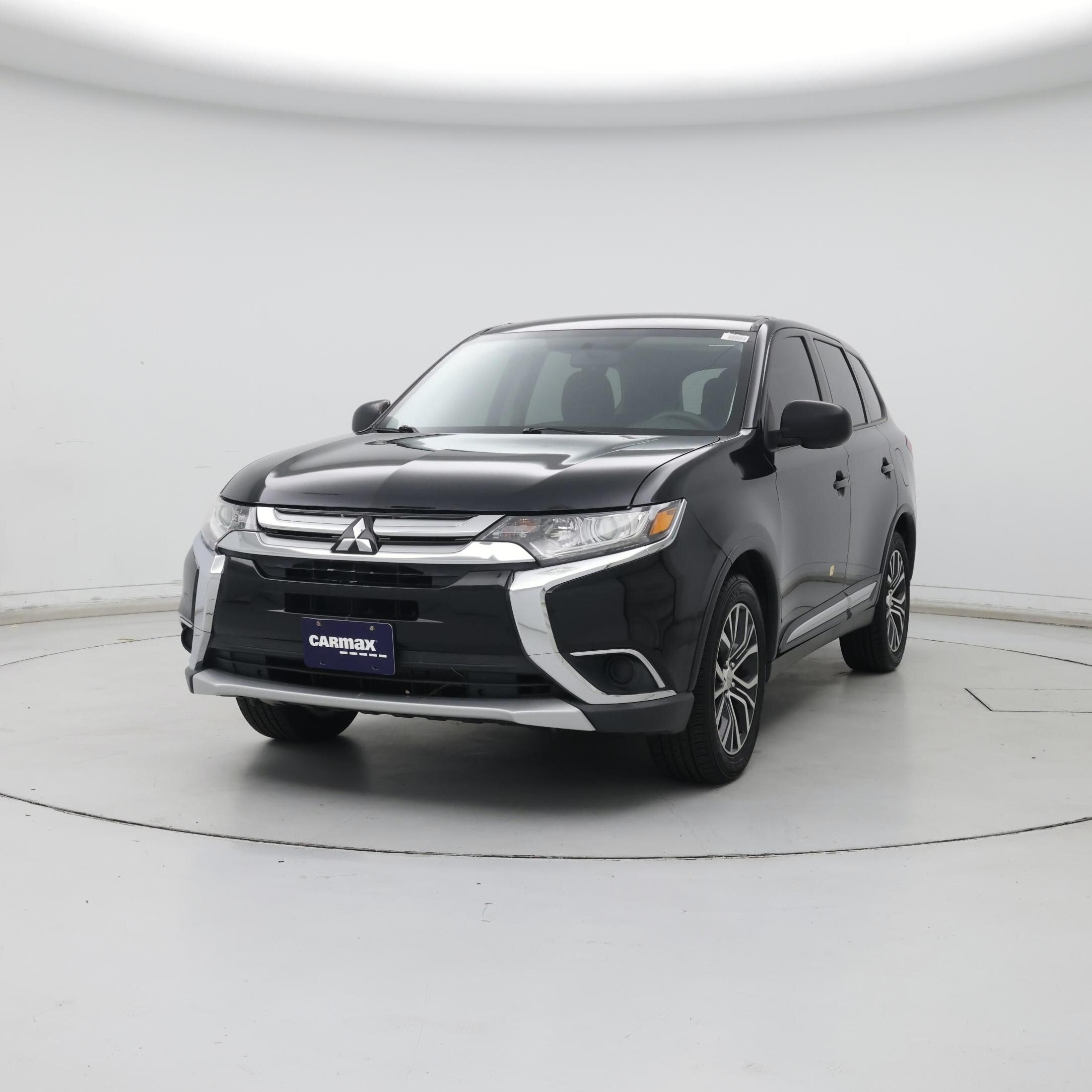 Thumbnail: 2018 Mitsubishi Outlander - 4