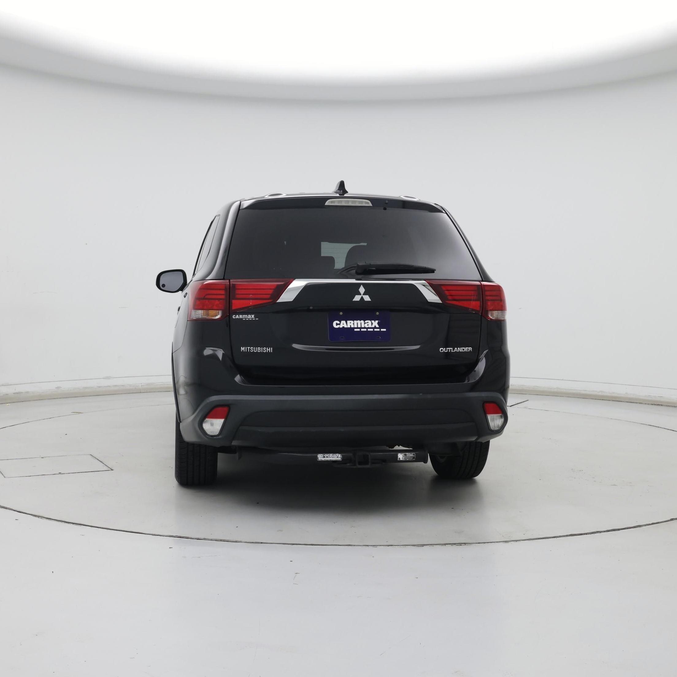 Thumbnail: 2018 Mitsubishi Outlander - 6