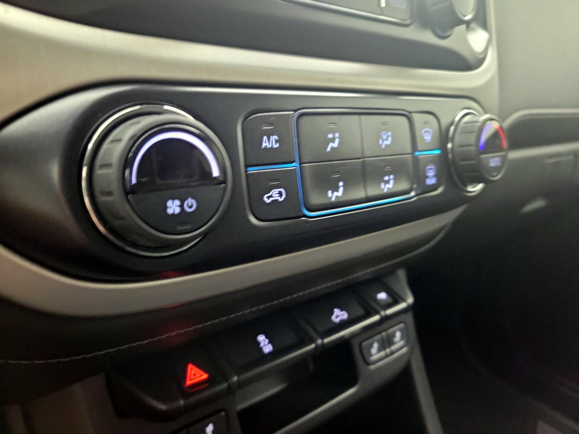 Thumbnail: 2021 GMC Canyon - 16