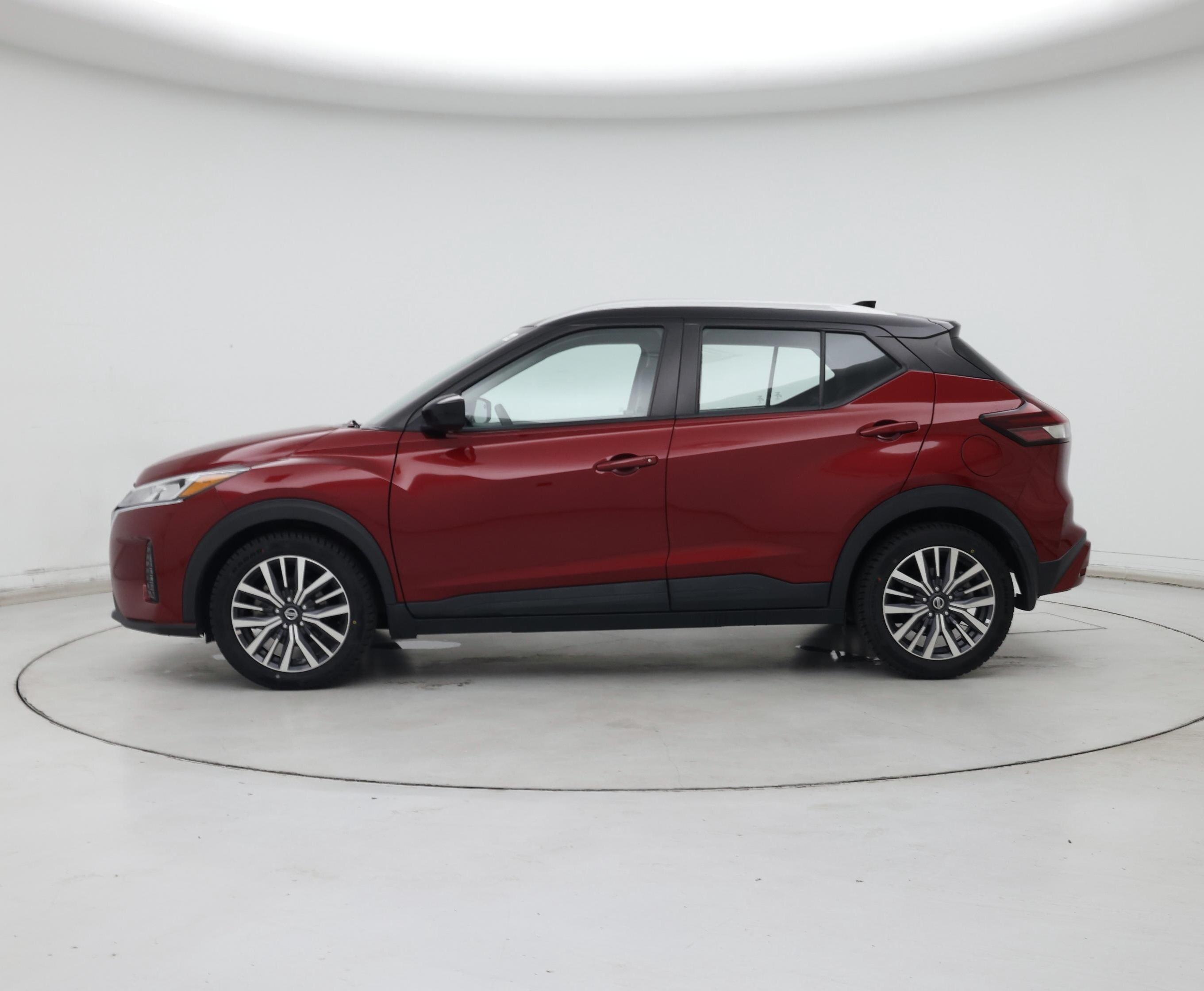 Thumbnail: 2021 Nissan Kicks - 3