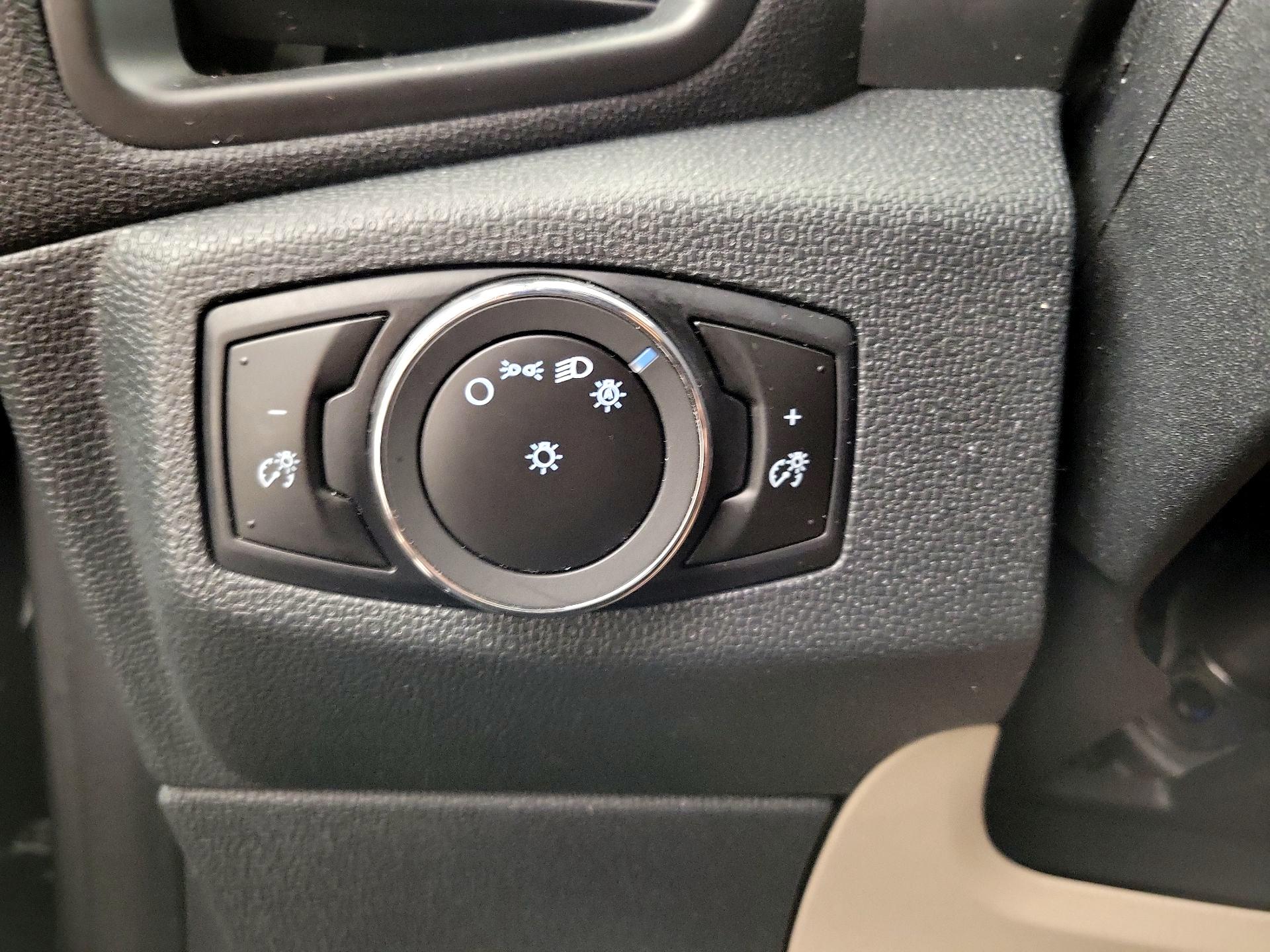 Thumbnail: 2019 Ford EcoSport - 13