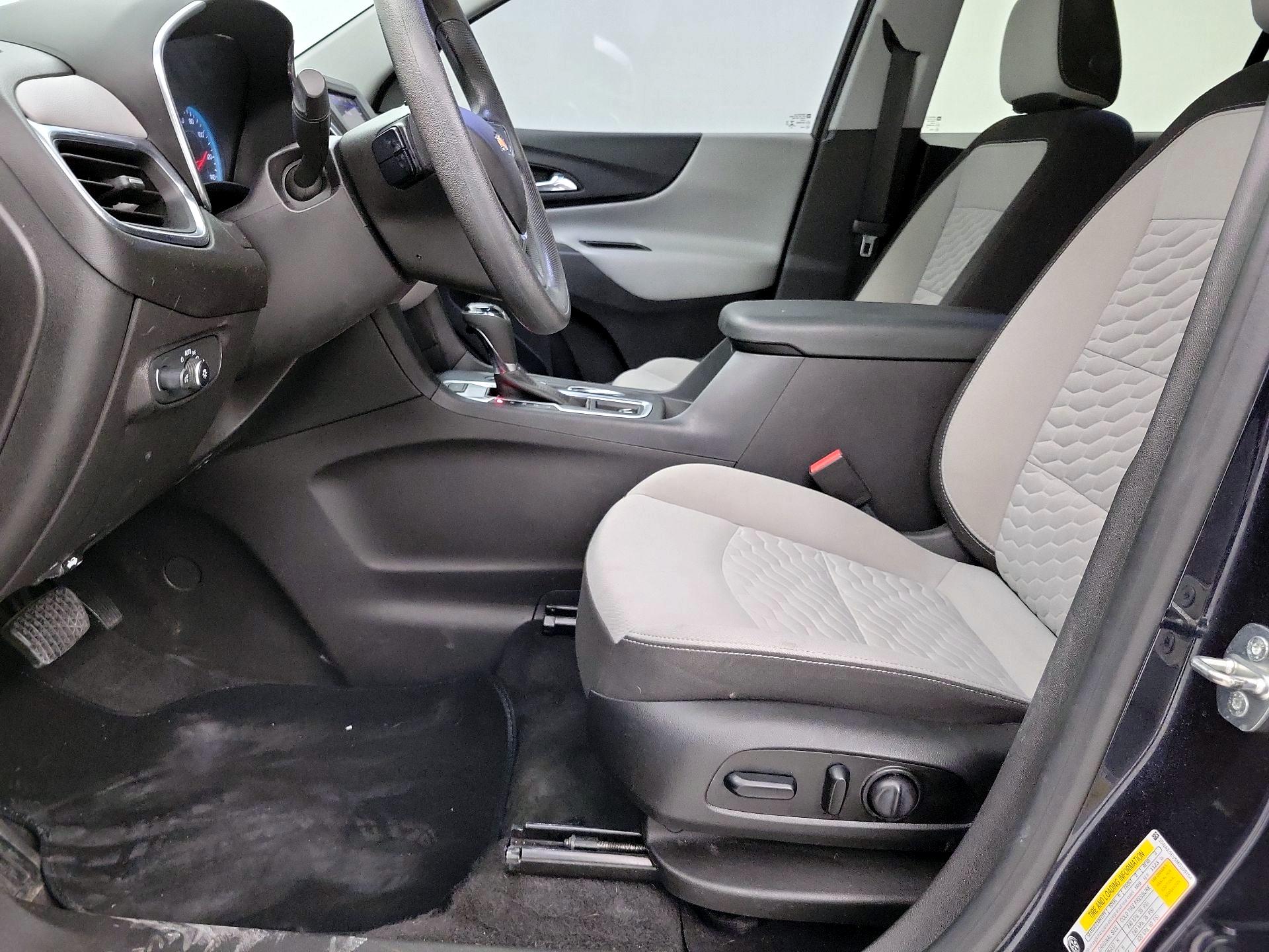 Thumbnail: 2021 Chevrolet Equinox - 11