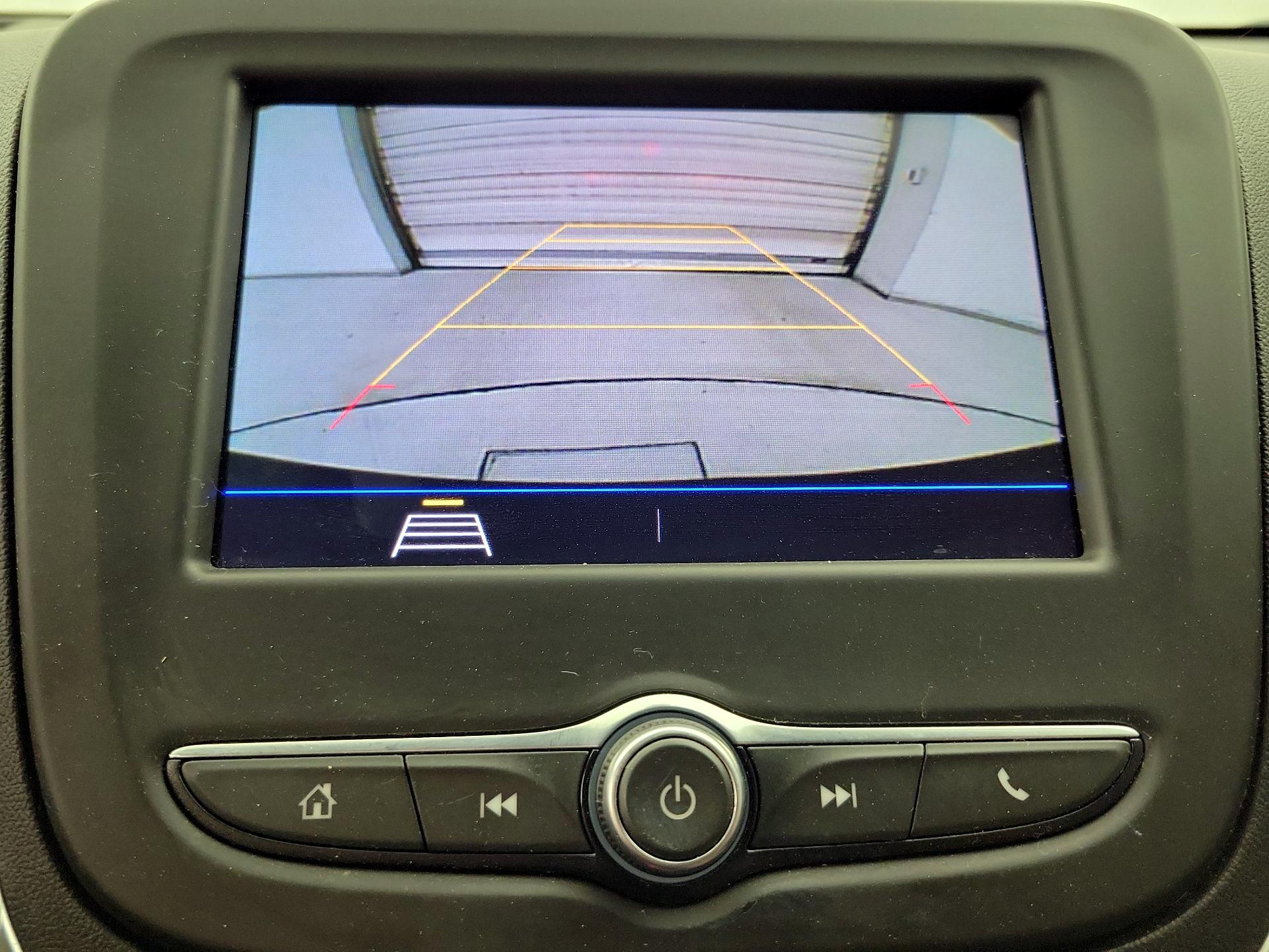 Thumbnail: 2021 Chevrolet Equinox - 14