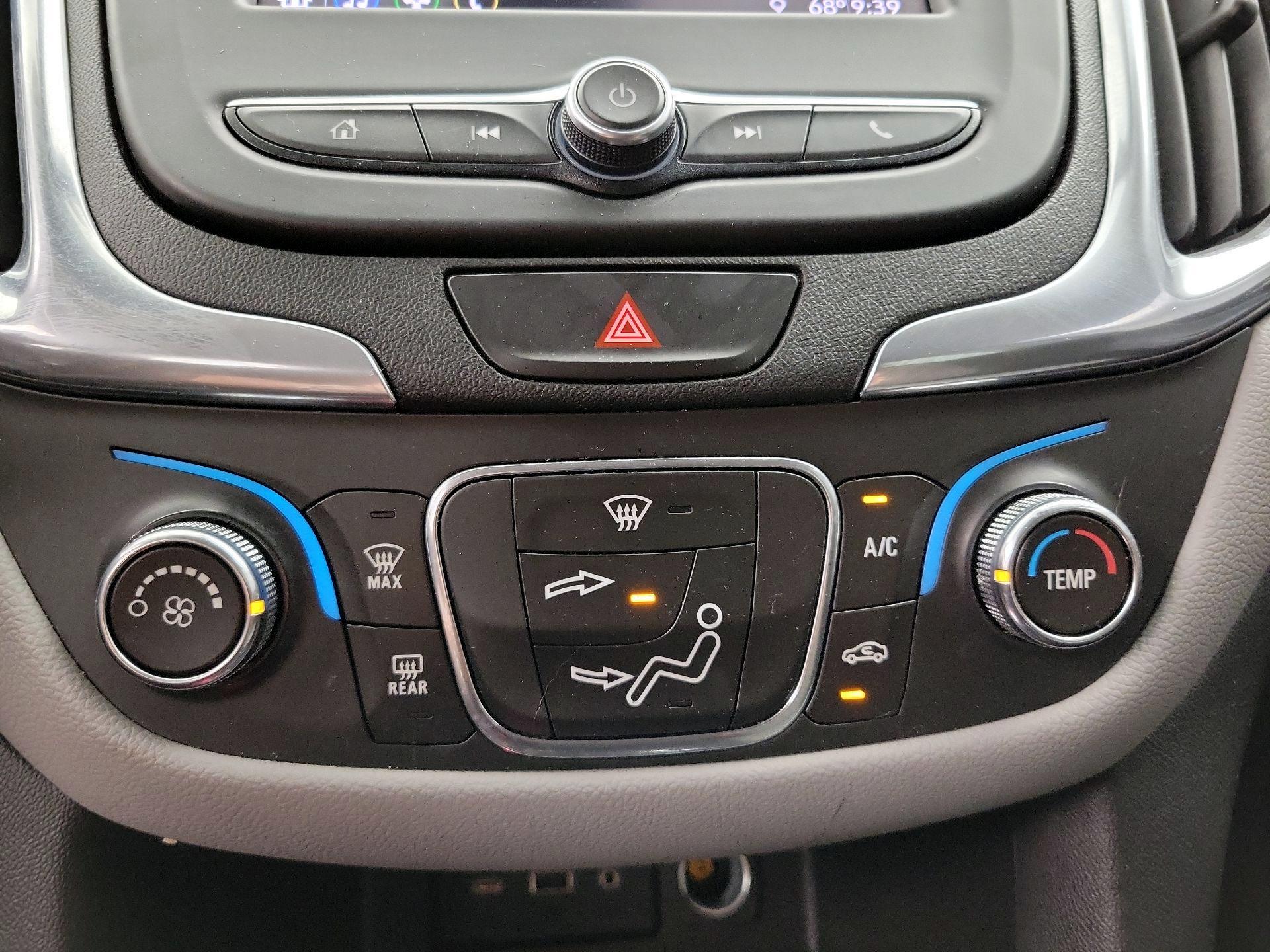 Thumbnail: 2021 Chevrolet Equinox - 16
