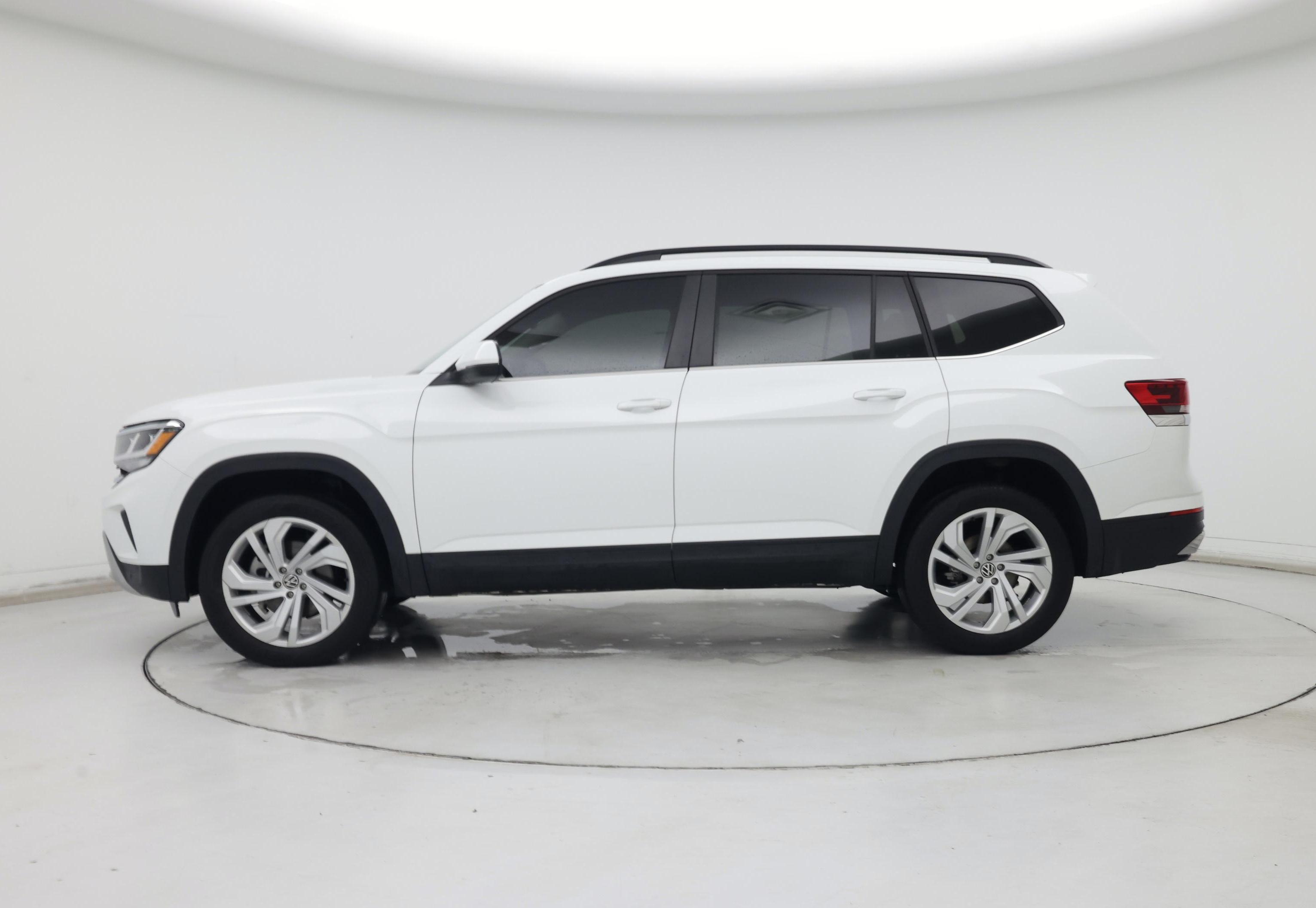 Thumbnail: 2023 Volkswagen Atlas - 3