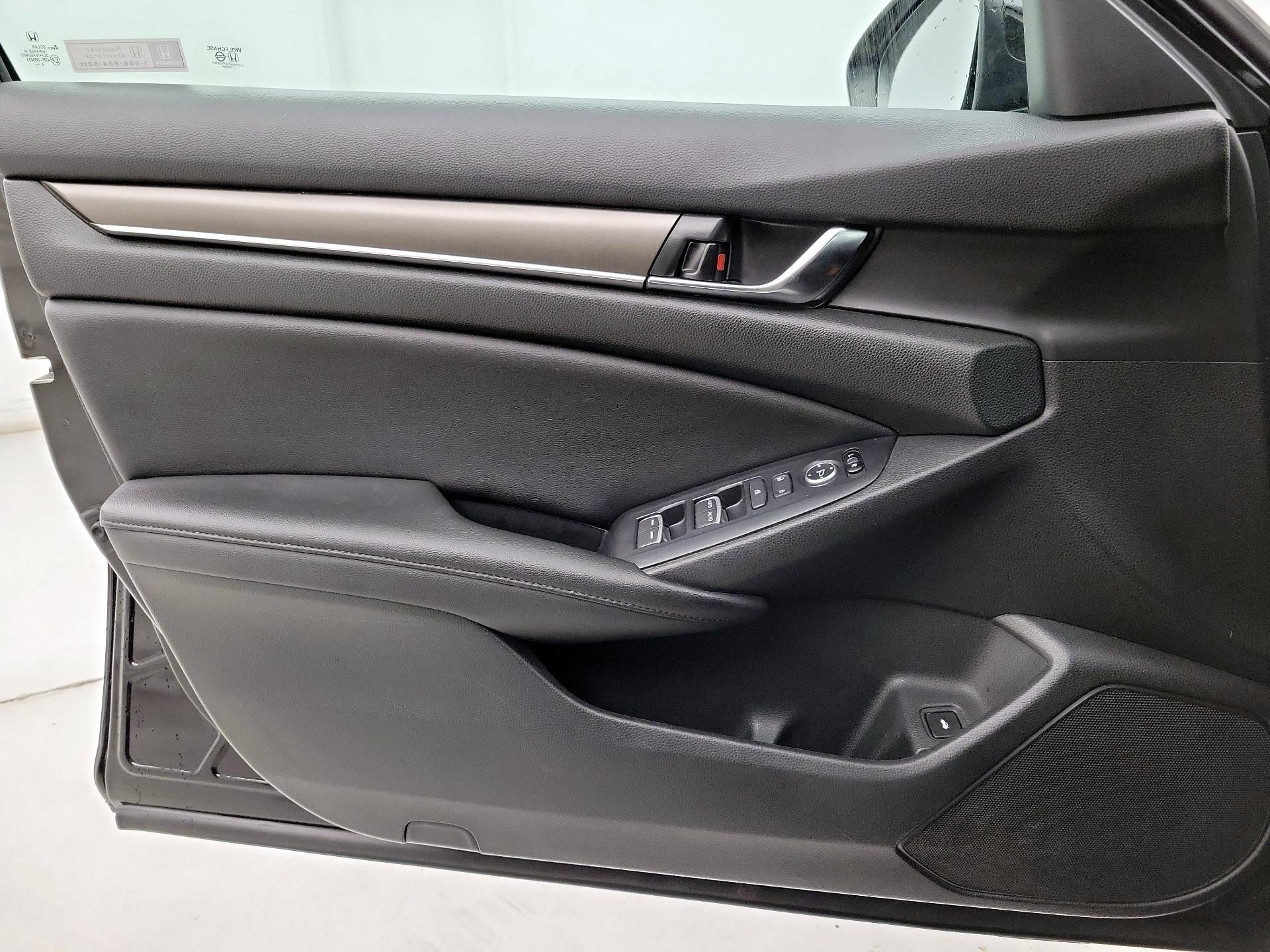 Thumbnail: 2021 Honda Accord - 12