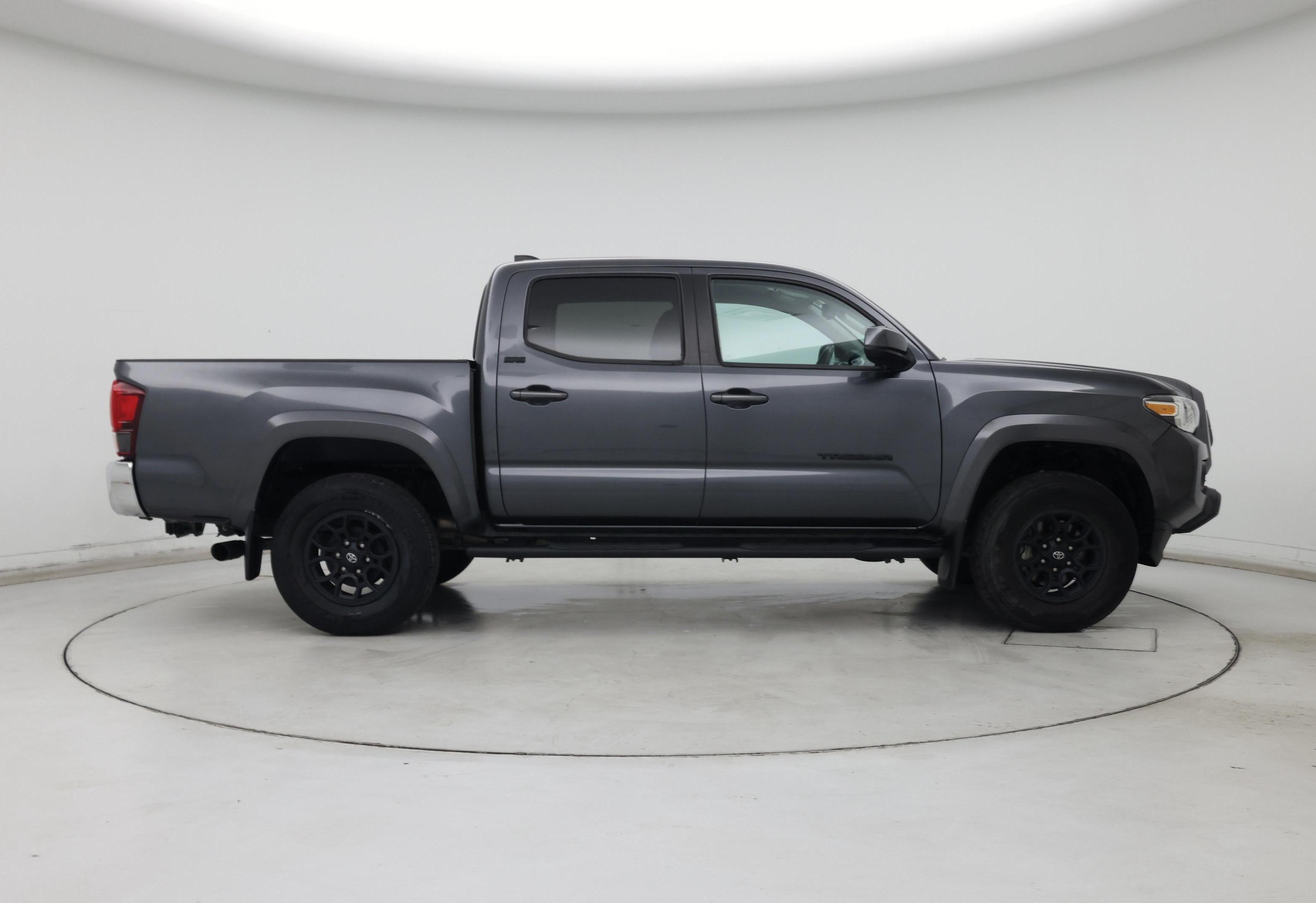Thumbnail: 2022 Toyota Tacoma - 7