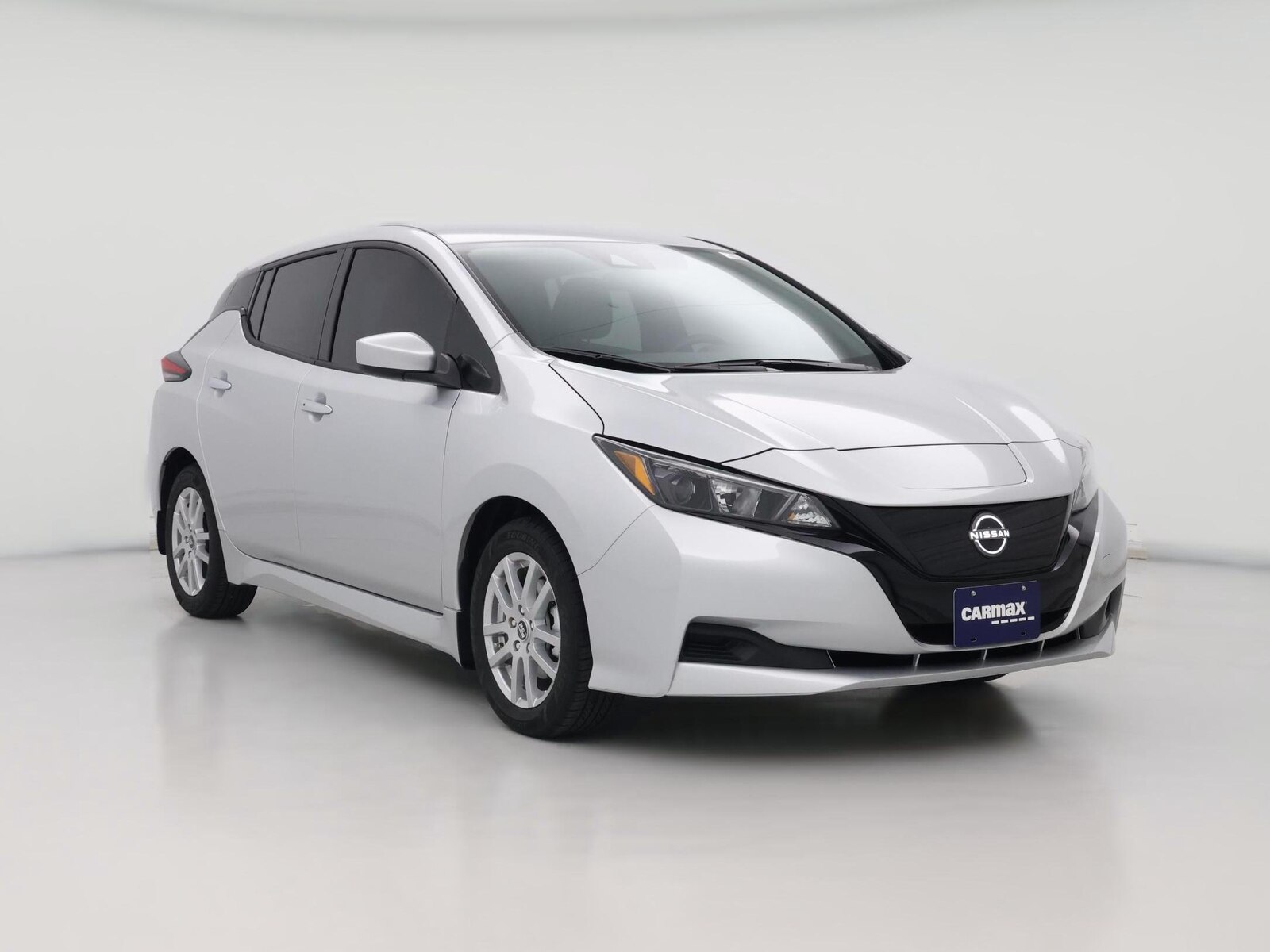 2025 Nissan Leaf